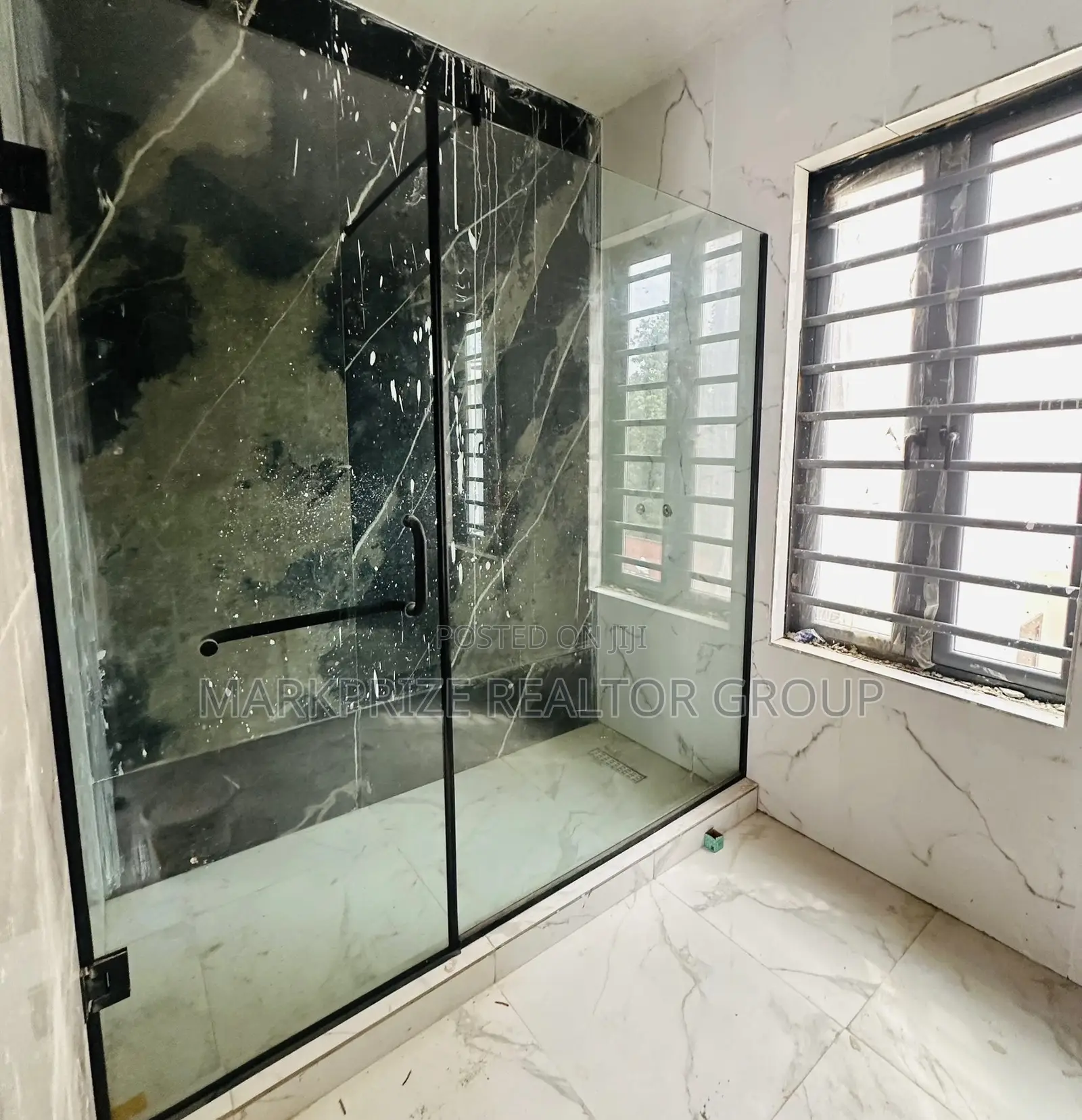 5bdrm Duplex in Ikeja Gra Lagos for sale in Ikeja GRA