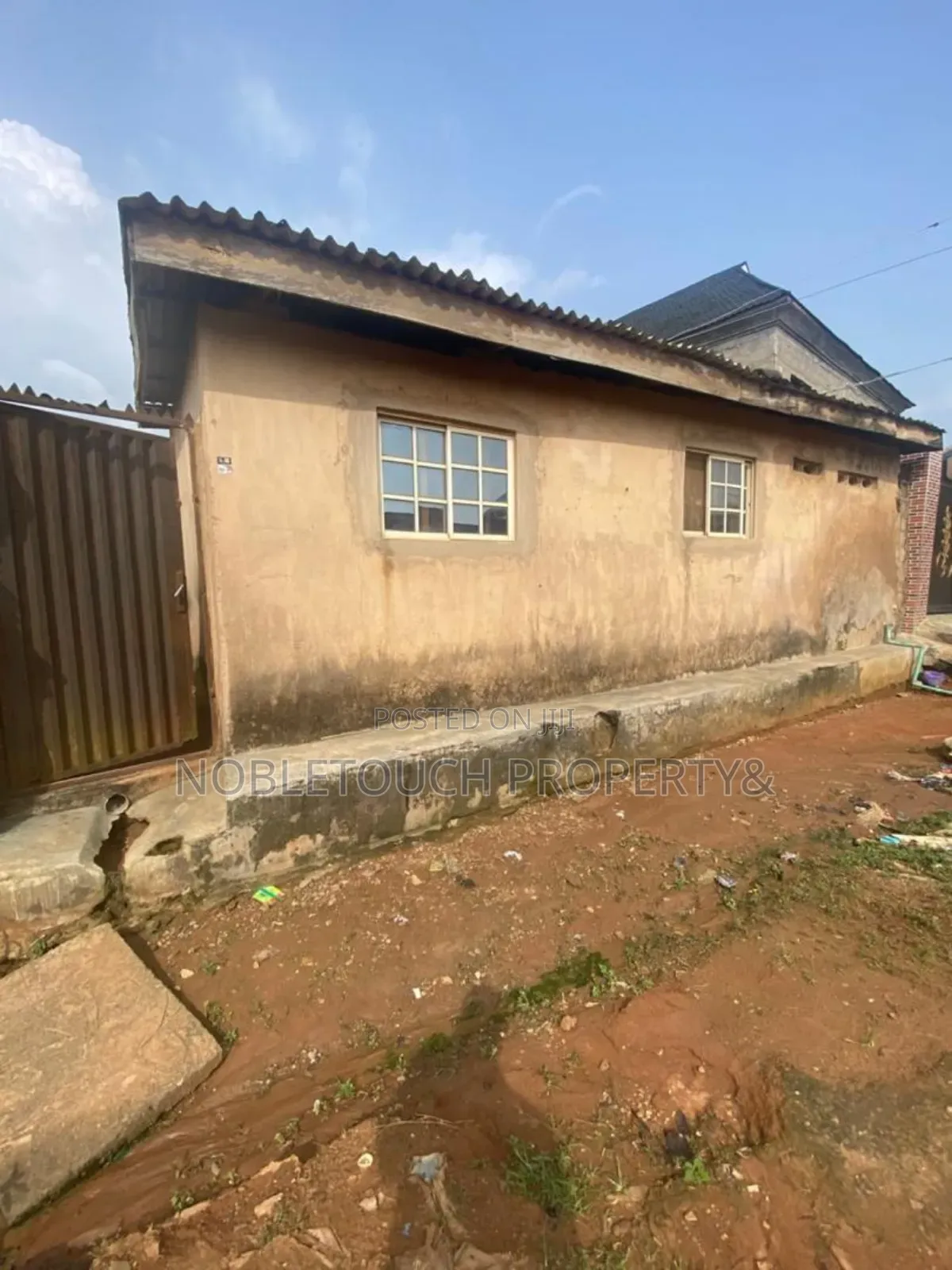 3bdrm Bungalow in Igando Lagos, Akesan for sale in Akesan