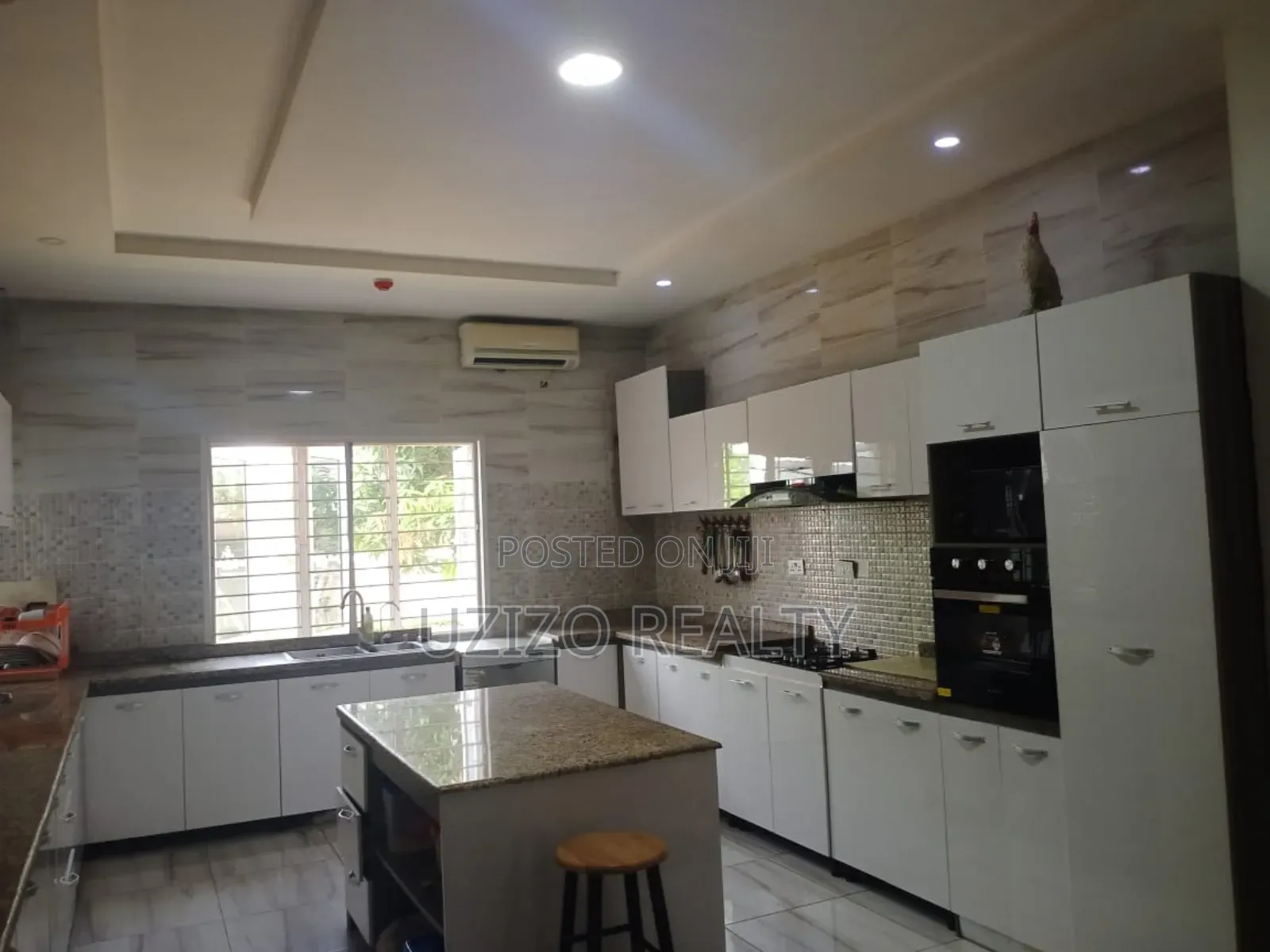 Furnished 4bdrm Duplex in Pinnock Beach Estate, Osapa london for sale in Osapa london