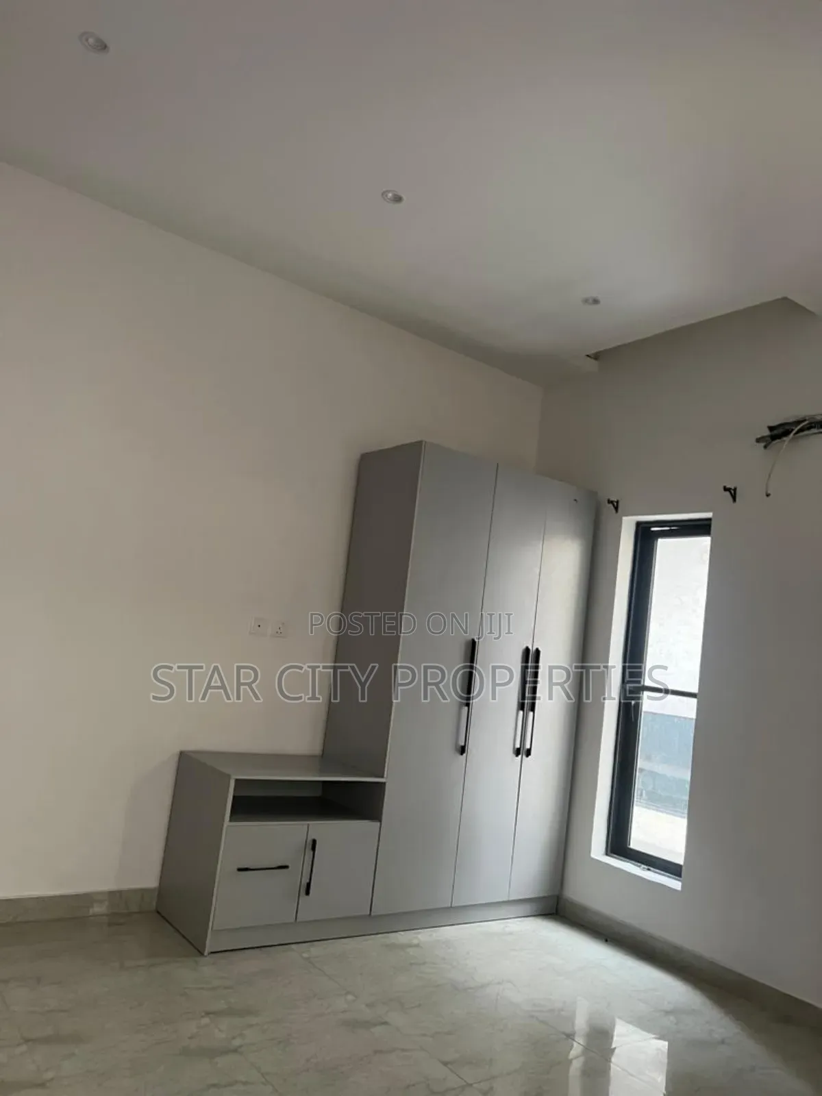5bdrm Duplex in Ikeja, Adeniyi Jones for rent in Adeniyi Jones