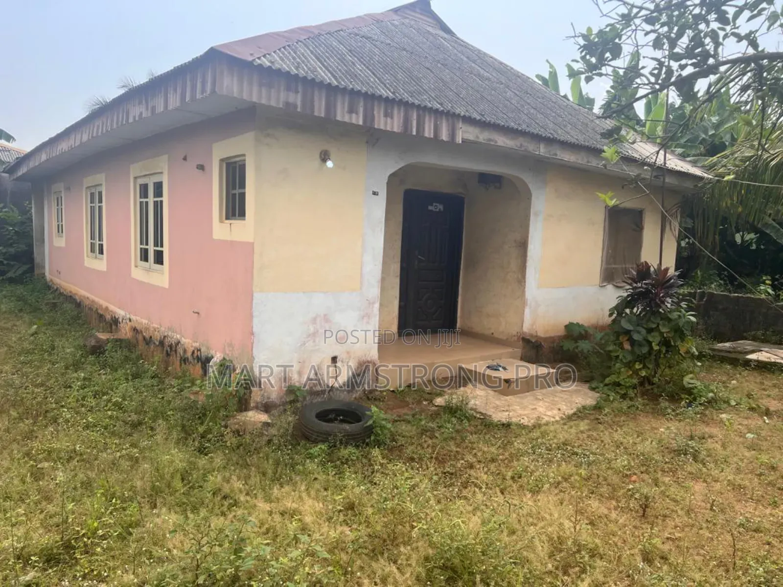 3bdrm Bungalow in Laara Bus Stop Area for sale in Ikorodu
