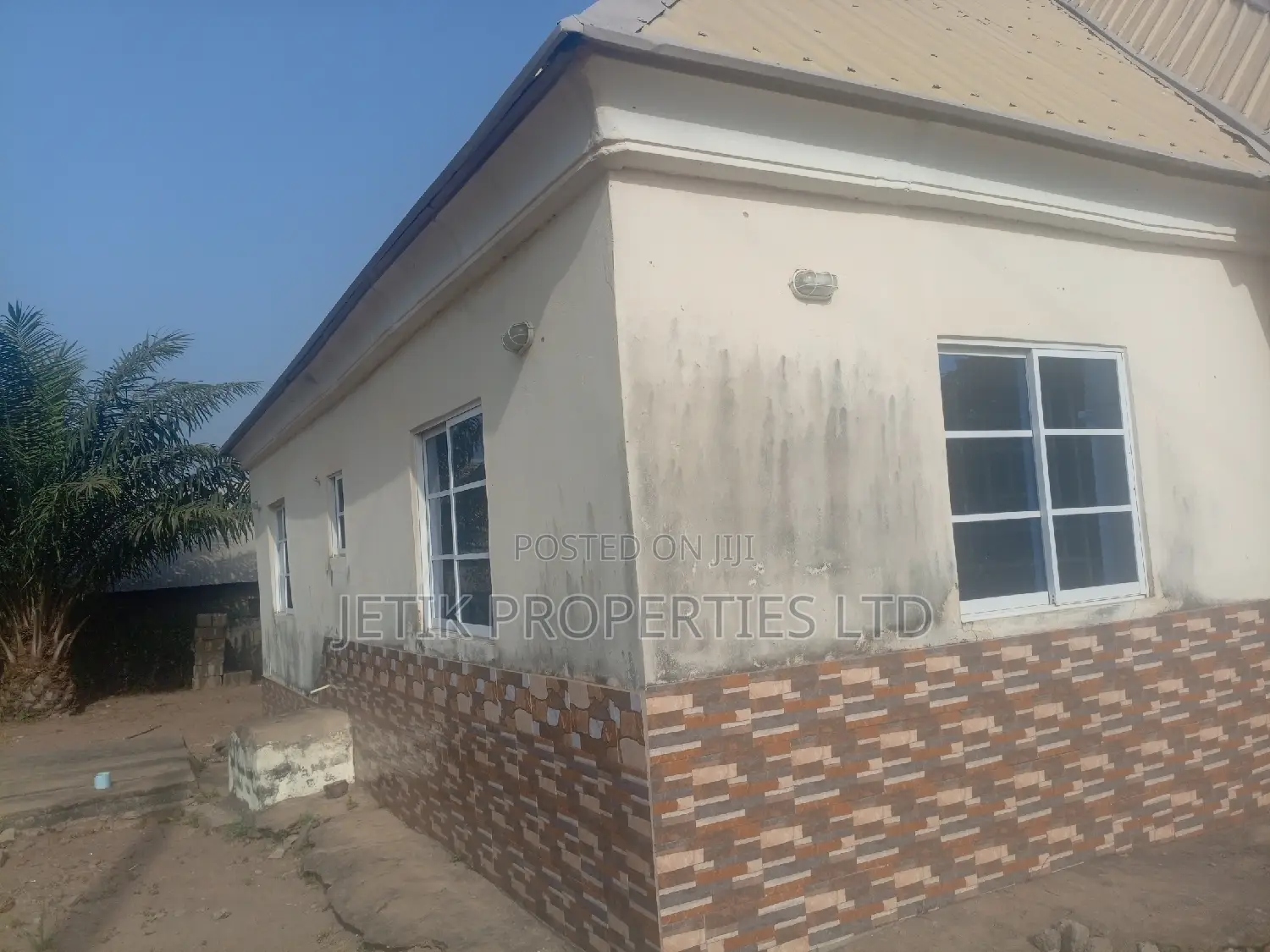 4bdrm Bungalow in Yaikyo New Road, Makurdi for sale in Makurdi