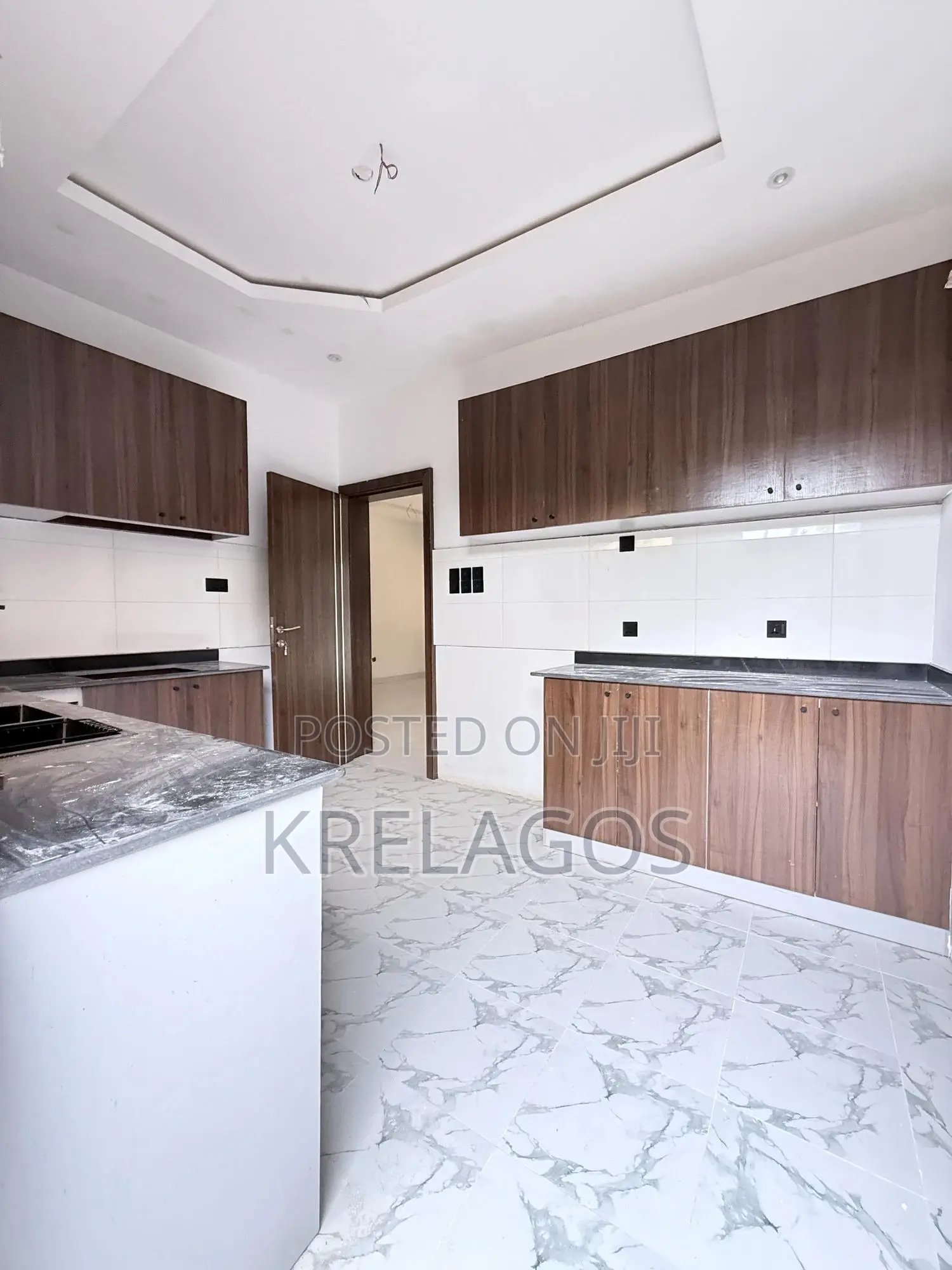 3bdrm Duplex in Abijo for sale in Abijo