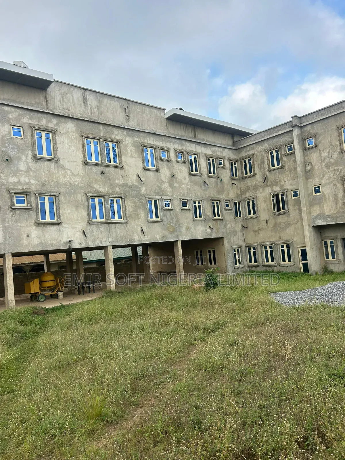 *33 Rooms Hotel for Sale*
Nearly Completed (70%) in Akala Express