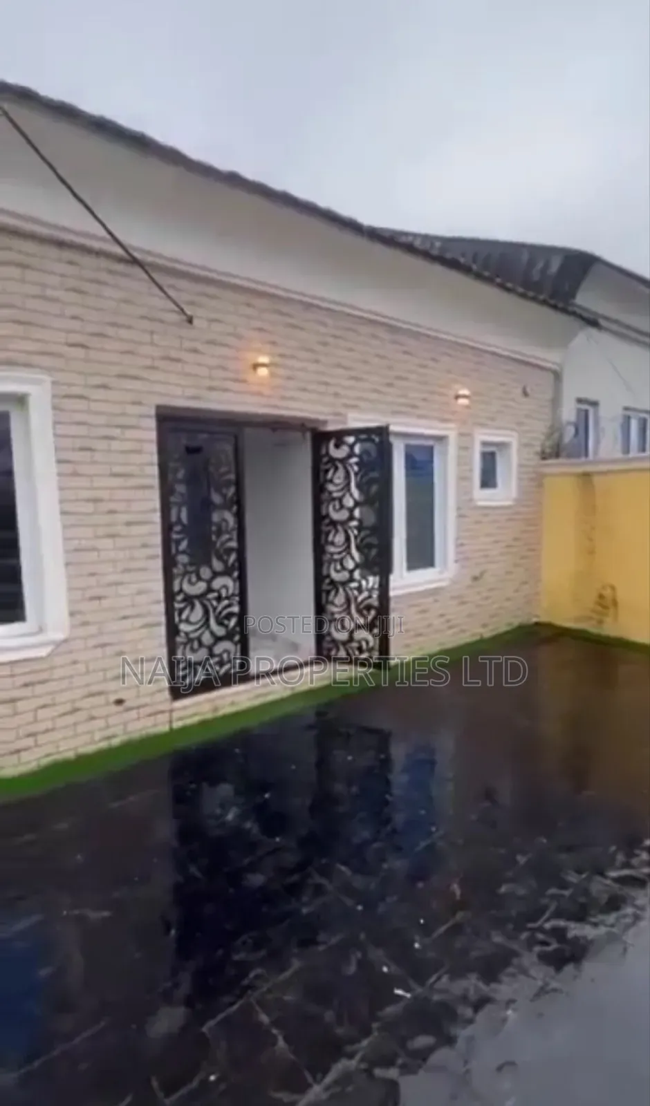 3bdrm Bungalow in Abraham Adesanya, Ajah for sale in Ajah