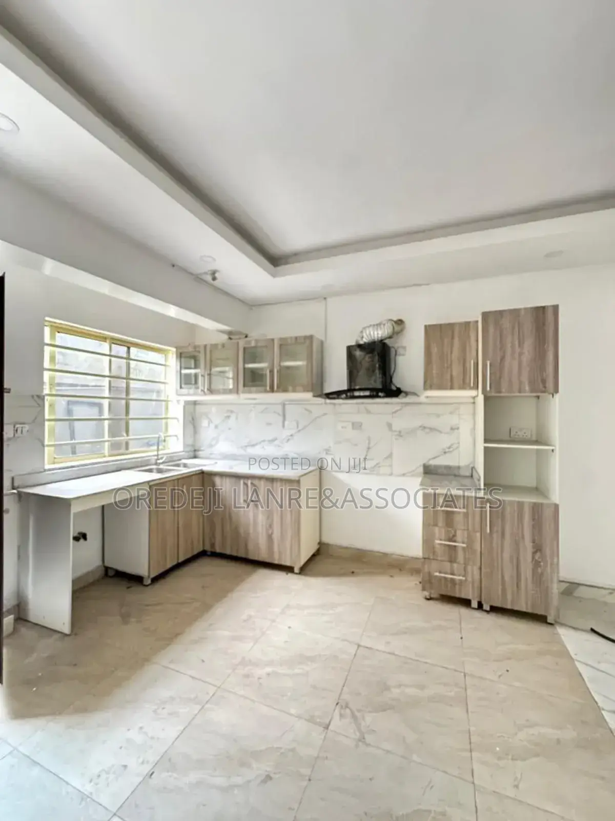 4bdrm Duplex in Olaleye New Town, Iponri for sale in Iponri