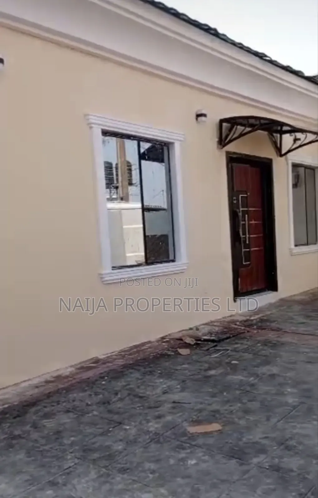 3bdrm Bungalow in Abraham Adesanya, Ajah for sale in Ajah