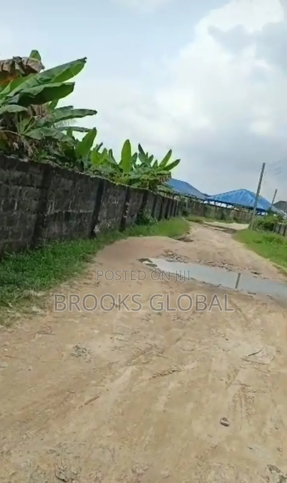 A Fence Round 1 Acre of Land Close 2 Otokutu Express, Otokutu 4 Sale in Warri