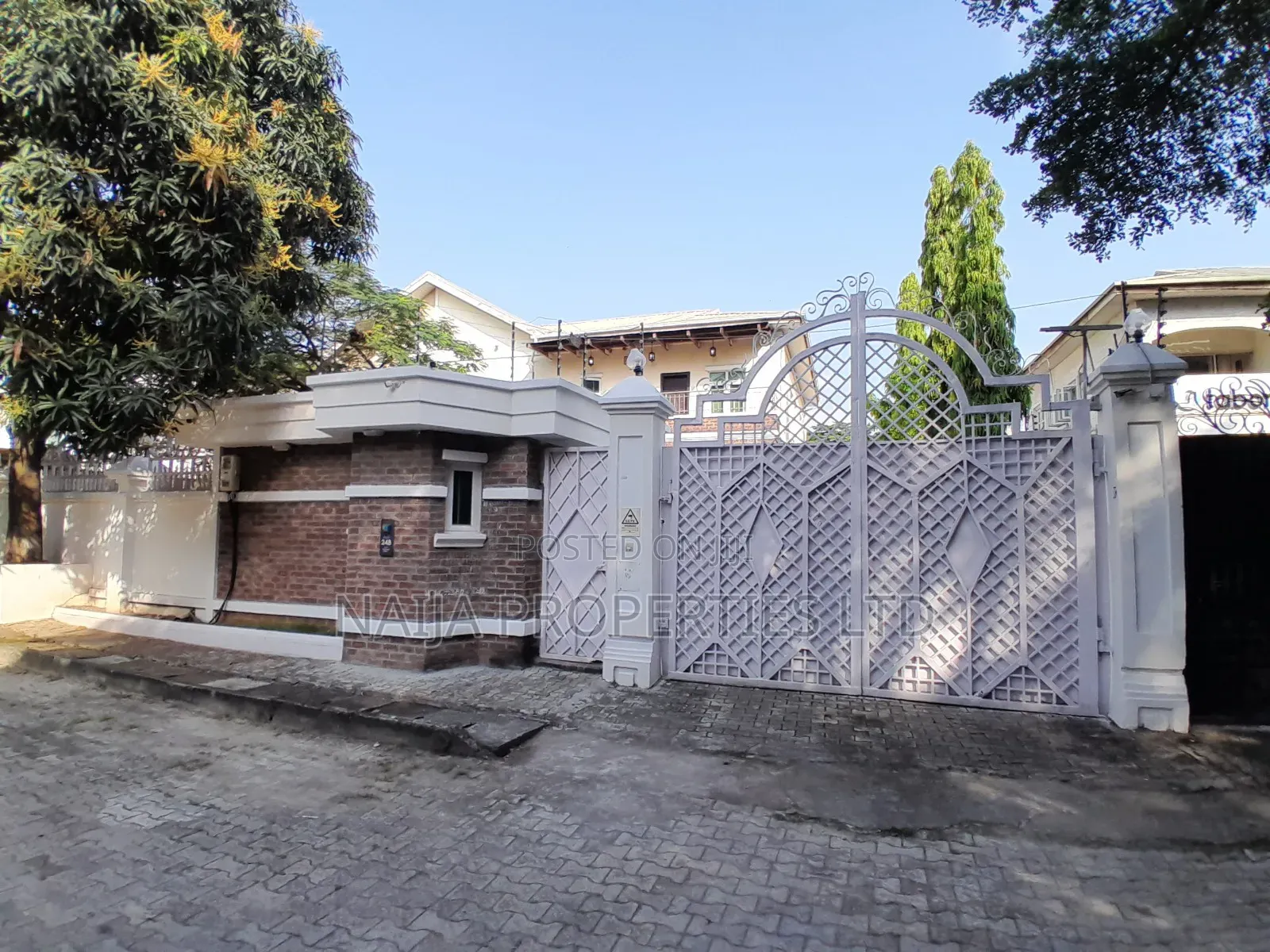 5bdrm Duplex in Eleganza Garden, Lekki for sale in Lekki