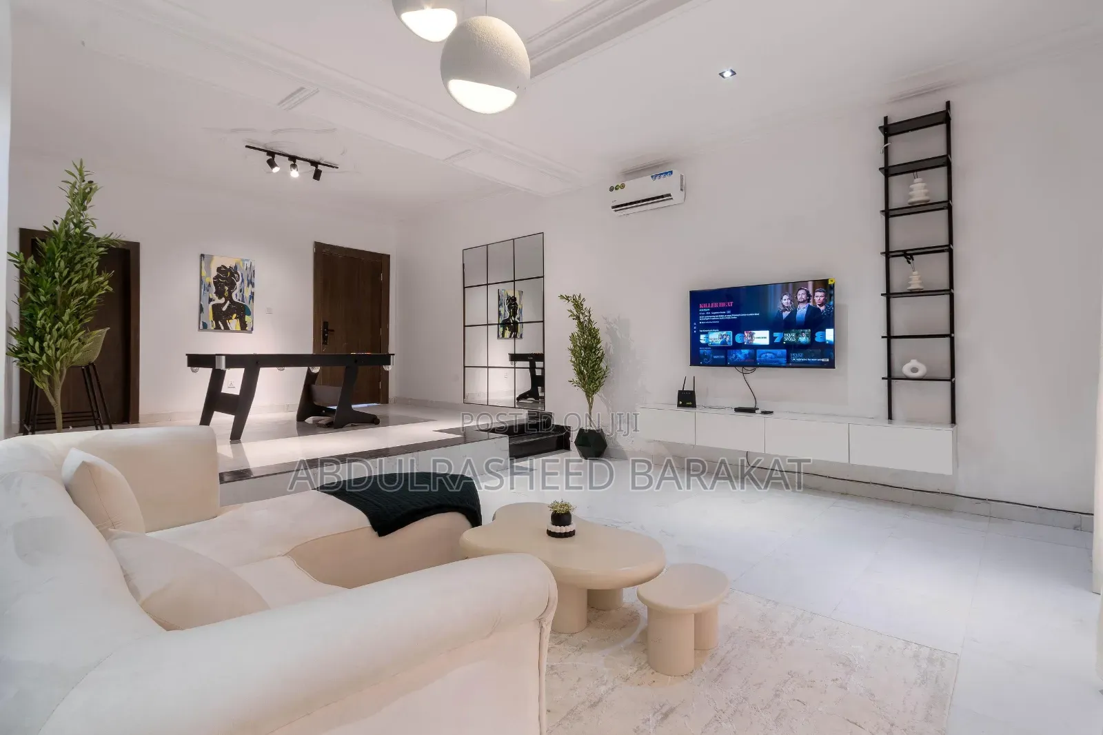Beautiful and Luxury One Bedroom Apartment With Ps5, Snooker in Lekki Phase 1