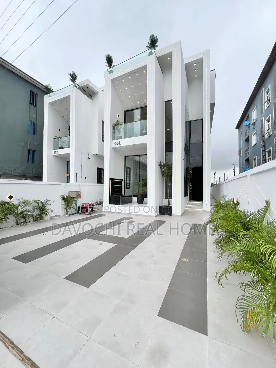 4bdrm Duplex in Ikota for sale in Ikota