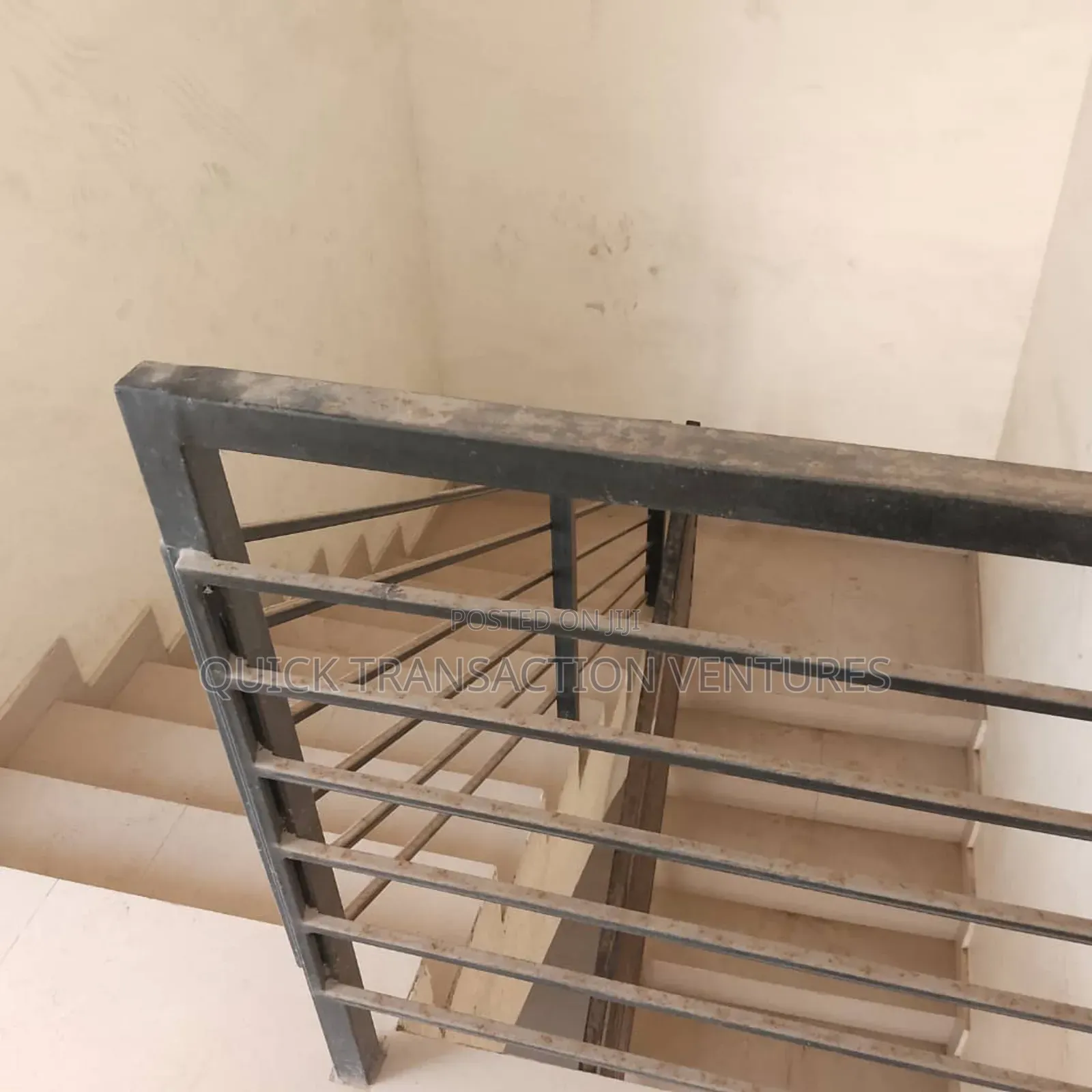 3bdrm Block of Flats in Osapa london for rent in Osapa london