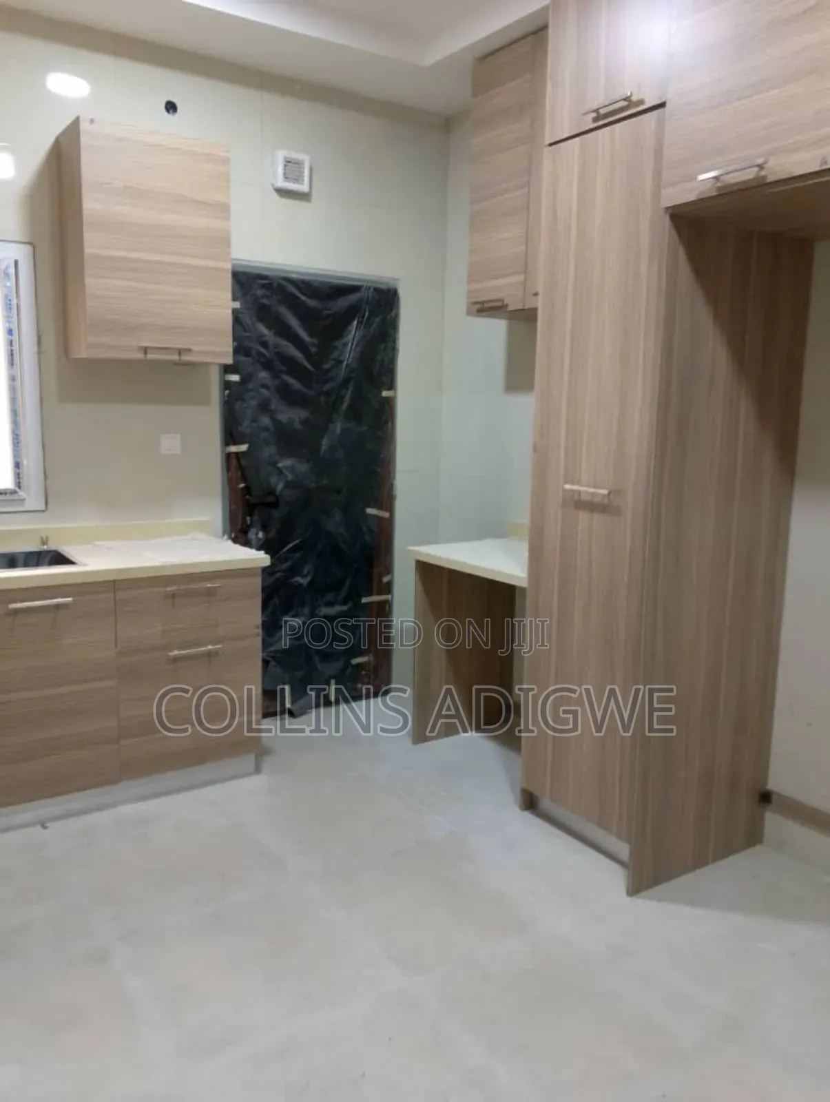 4bdrm Duplex in Conservation Road for rent in Chevron