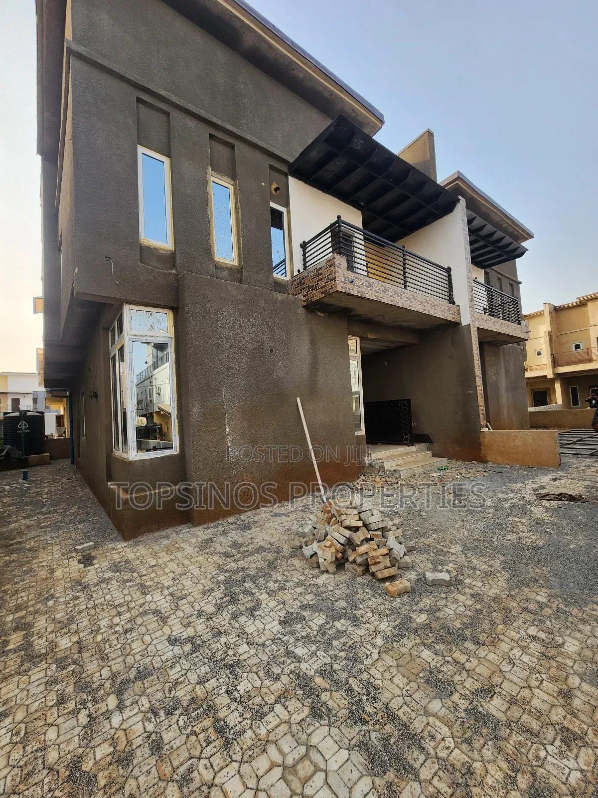 3bdrm Duplex in Dawaki for rent in Dawaki