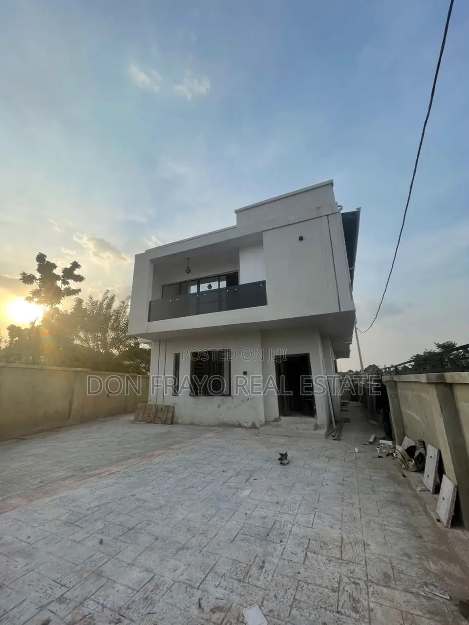 4bdrm Duplex in Kolapo Ishola Gra, Akobo for sale in Akobo
