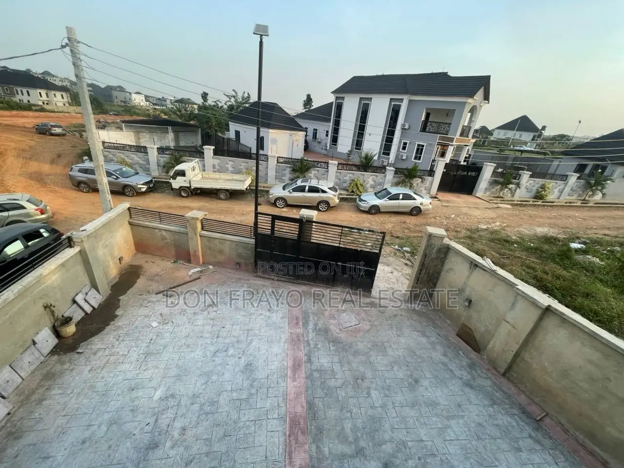 4bdrm Duplex in Kolapo Ishola Gra, Akobo for sale in Akobo