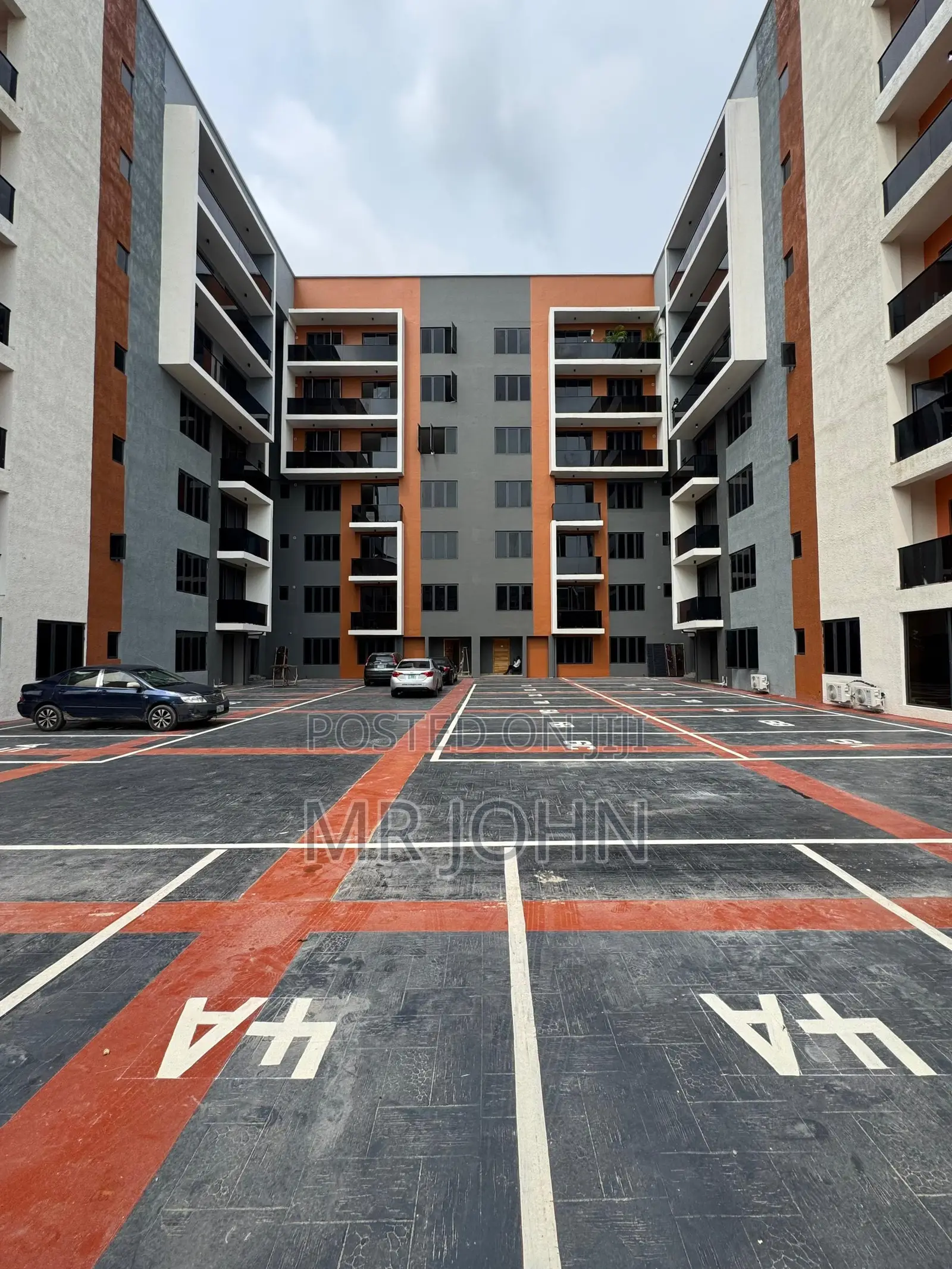 2bdrm Apartment in Lekki Phase 1 De Man for rent in Lekki