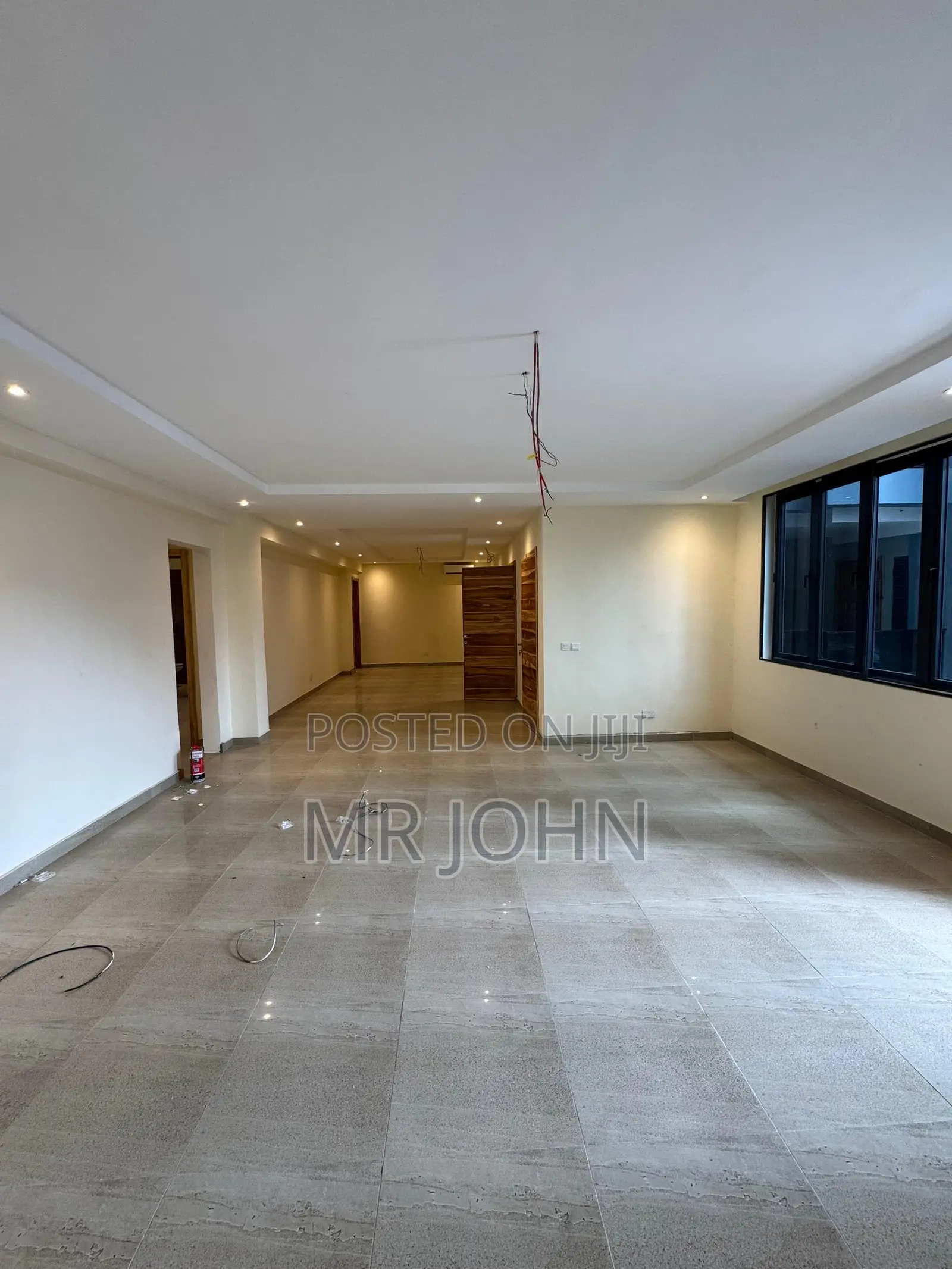 2bdrm Apartment in Lekki Phase 1 De Man for rent in Lekki