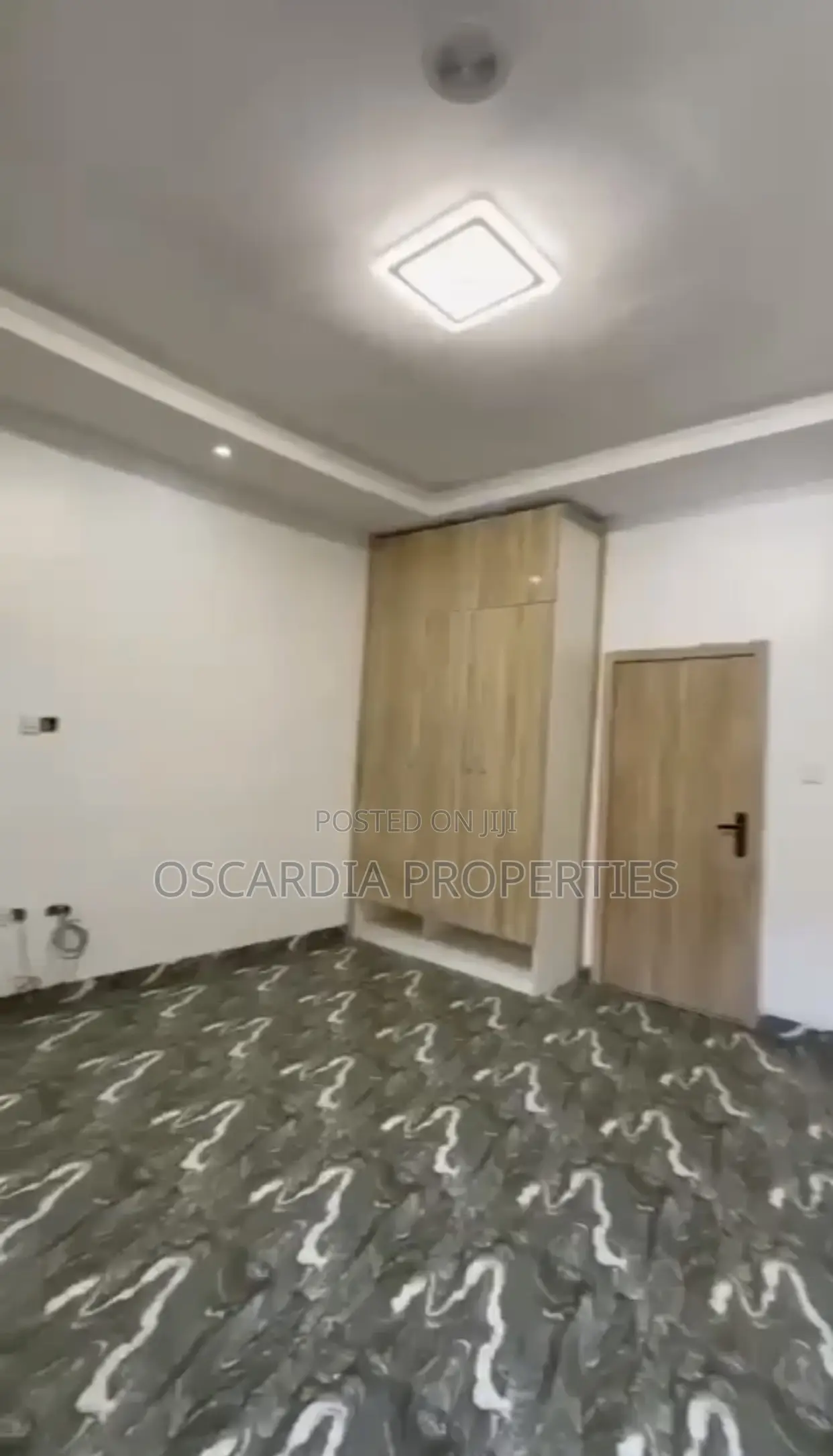 4bdrm Townhouse/Terrace in Chevron for sale in Chevron