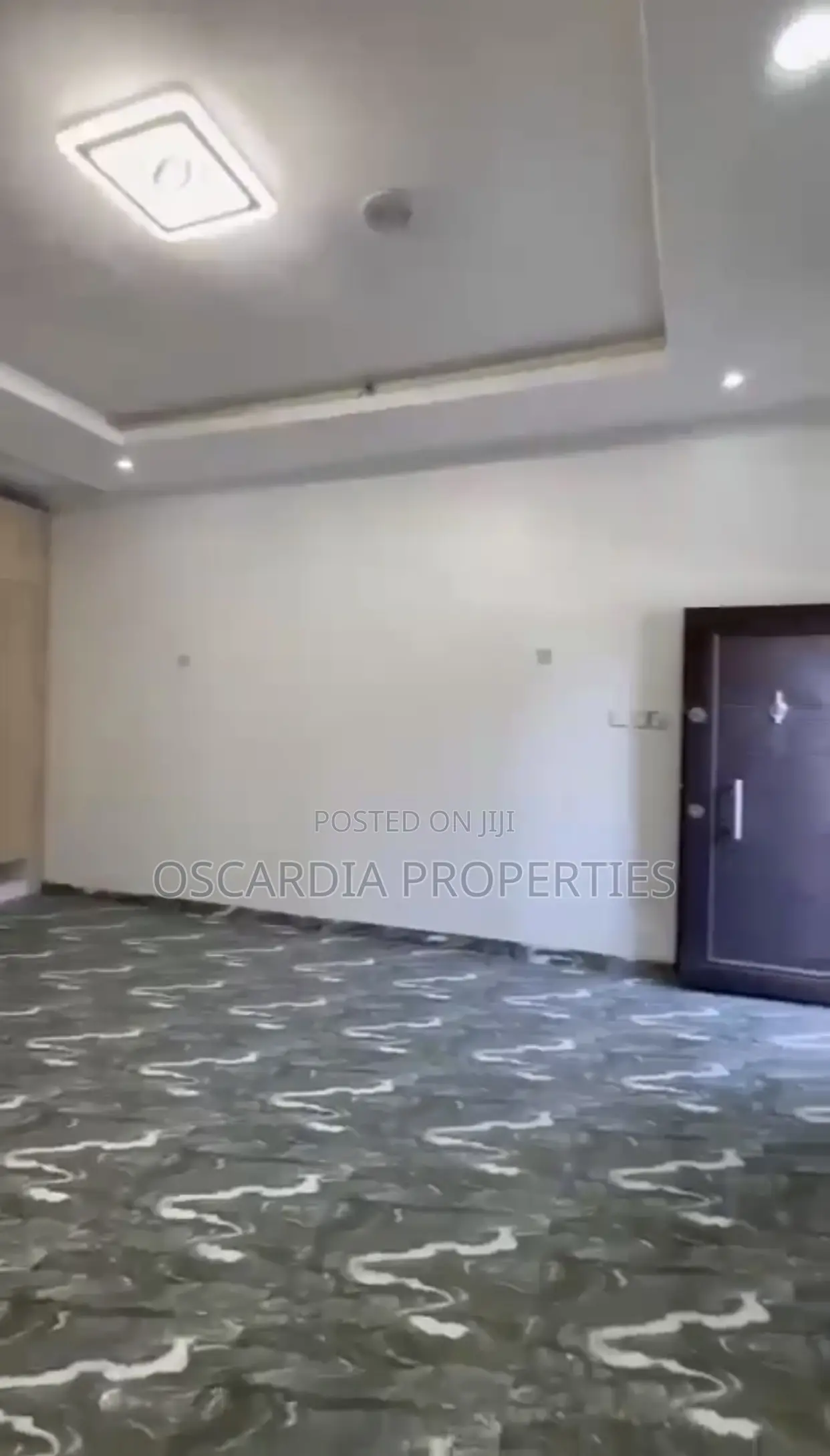 4bdrm Townhouse/Terrace in Chevron for sale in Chevron