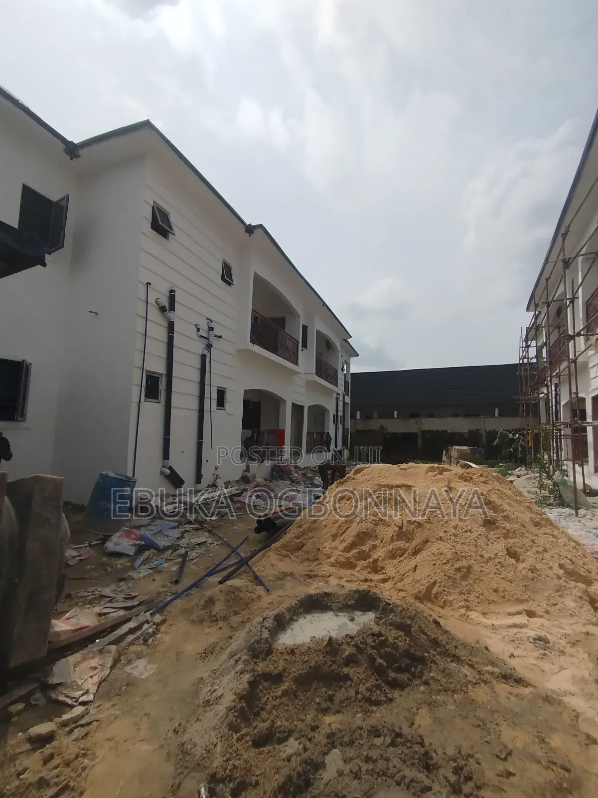 2bdrm Block of Flats in Off Sars Road, Obio-Akpor for rent in Obio-Akpor