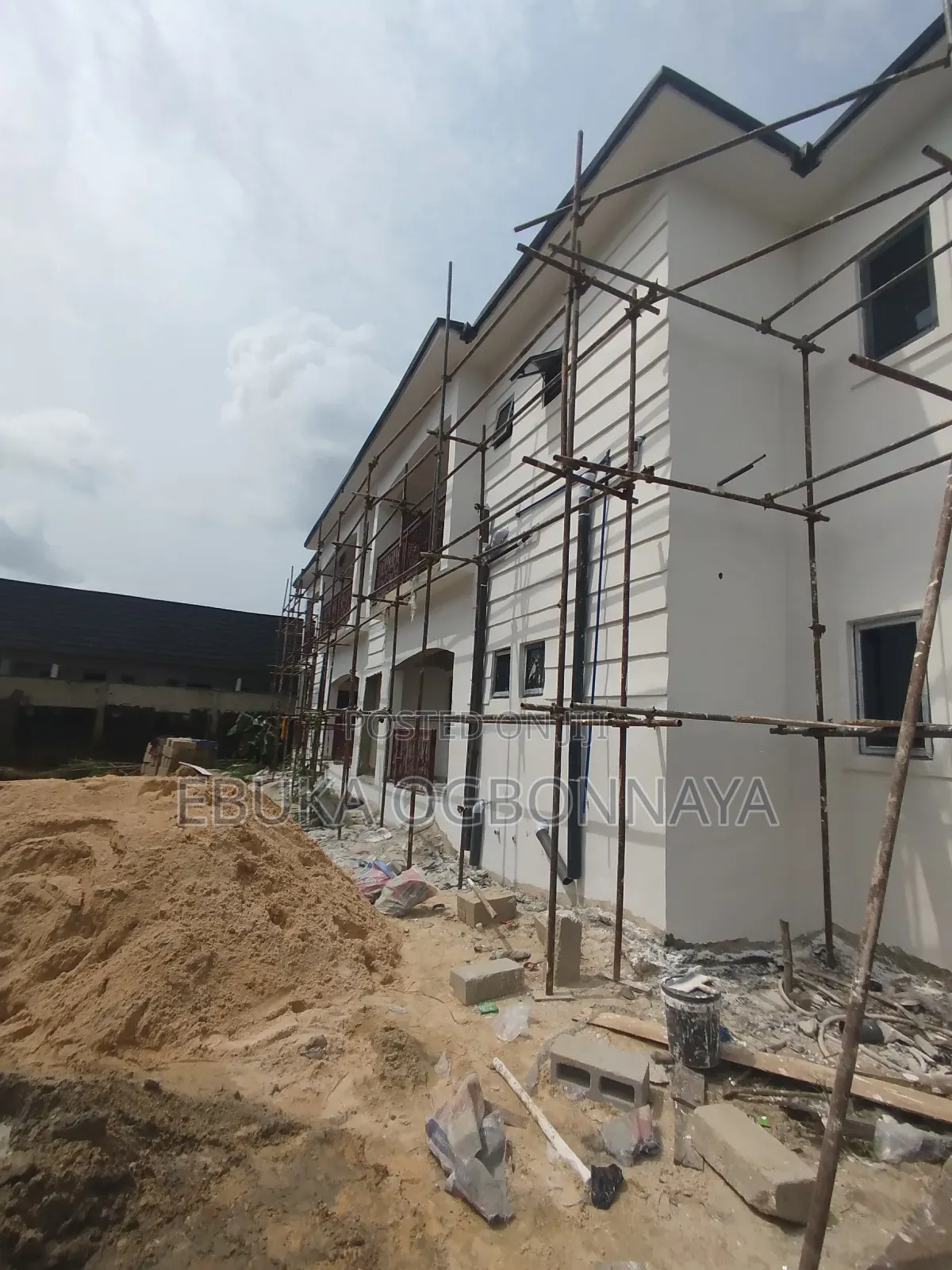 2bdrm Block of Flats in Off Sars Road, Obio-Akpor for rent in Obio-Akpor