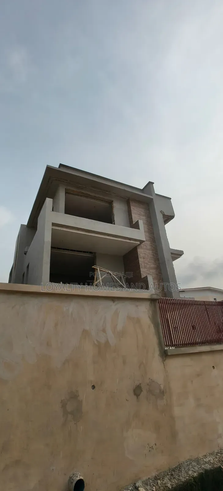 5bdrm Duplex in Magodo Phase 2 Gra for sale in GRA Phase 2 Shangisha