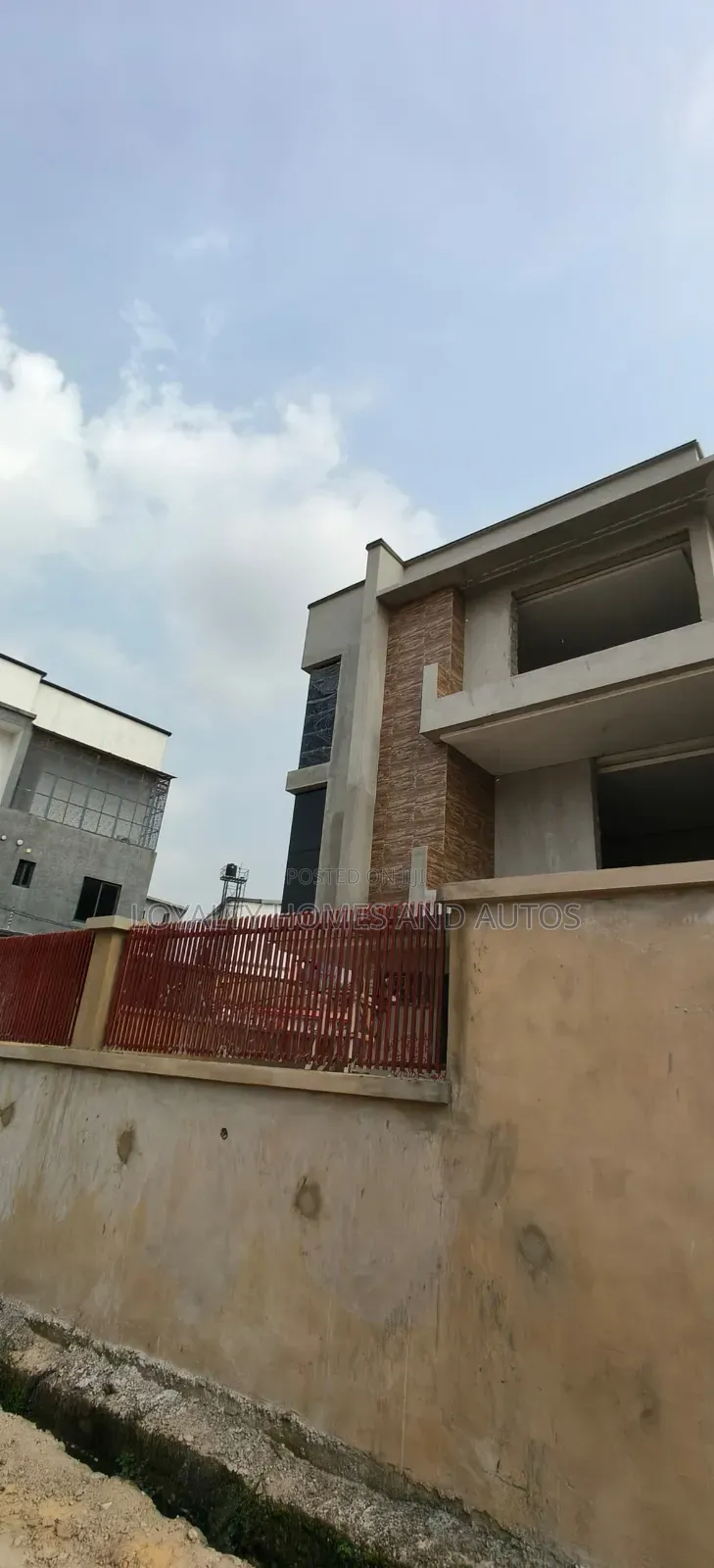 5bdrm Duplex in Magodo Phase 2 Gra for sale in GRA Phase 2 Shangisha