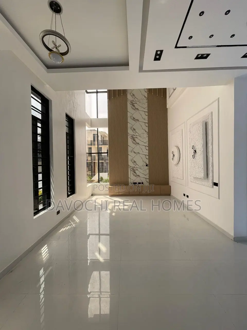 5bdrm Duplex in Osapa London for sale in Osapa london