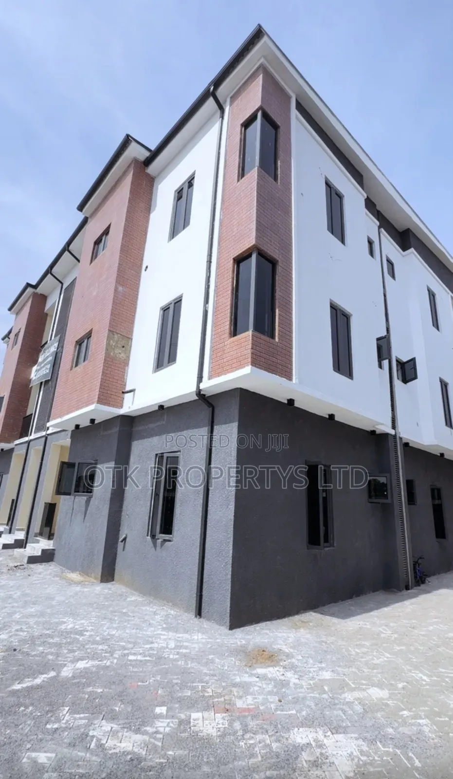 2bdrm Block of Flats in Fo1, Kubwa for sale in Kubwa