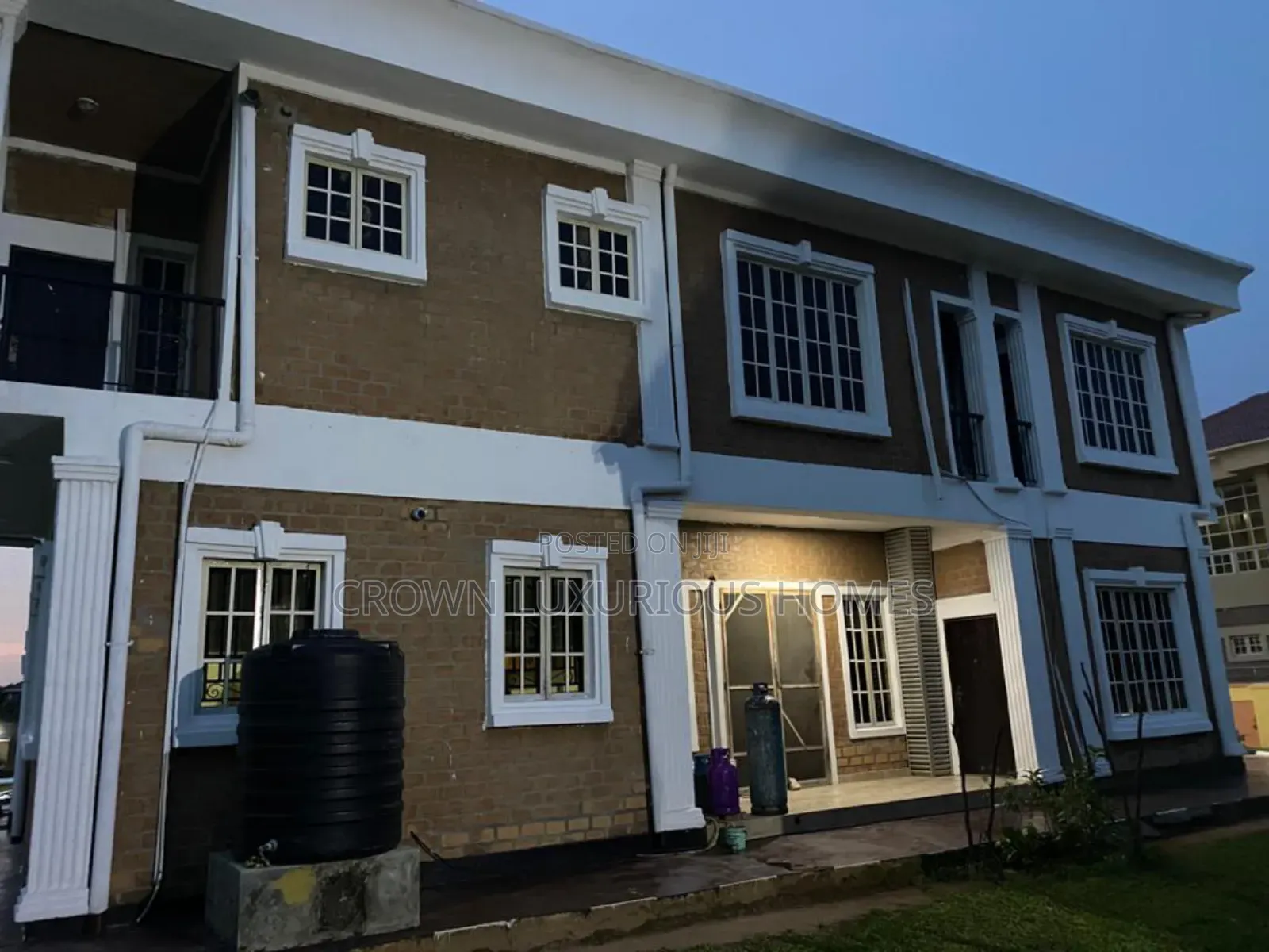 8bdrm Mansion in Amen Estate, Ibadan for sale in Ibadan