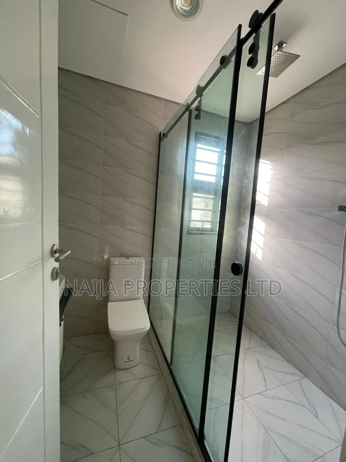 4bdrm Duplex in Megamound Estate, Lekki for sale in Lekki