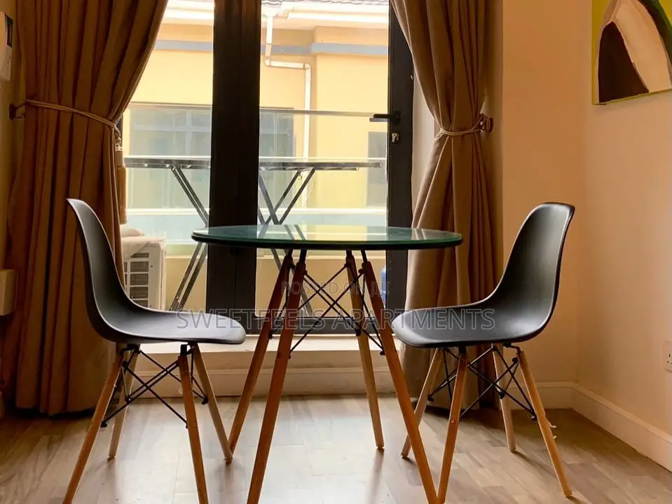 1 Bedroom on the 6th Floor With City View, Gym, Swimming Pool, in Victoria Island Extension