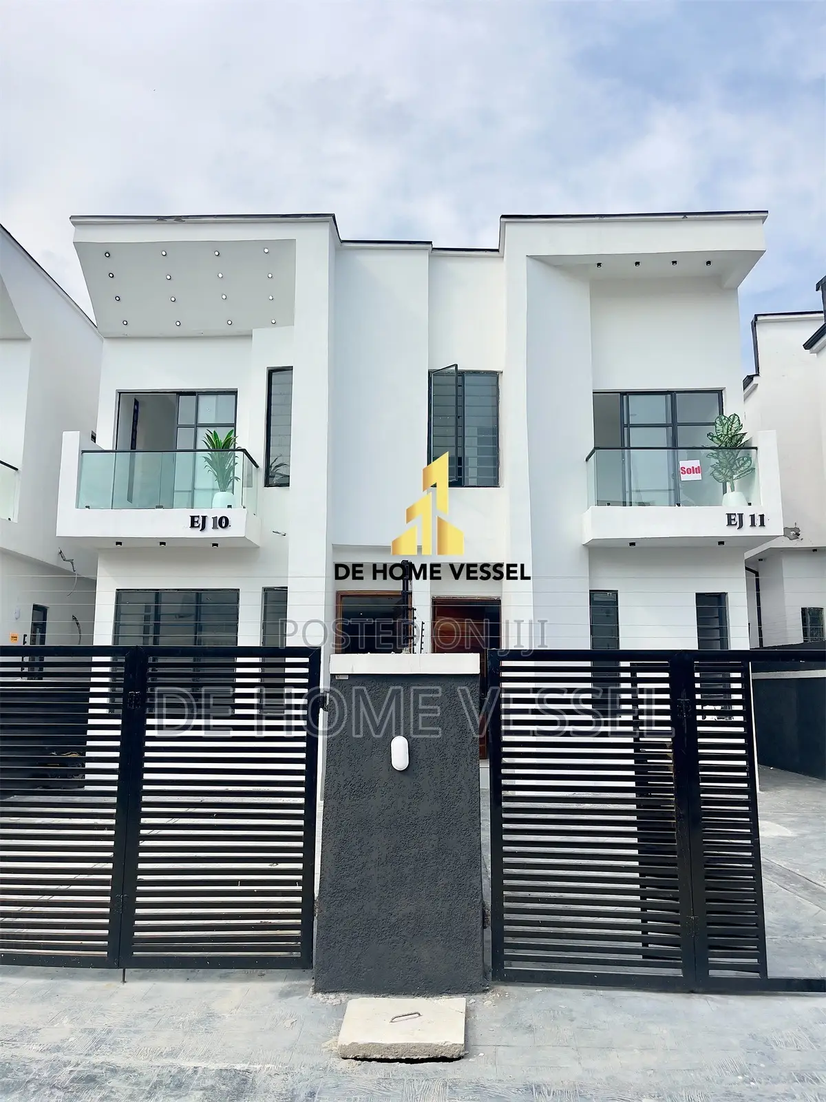 4bdrm Duplex in Ikota Lekki Lagos for sale in Lekki
