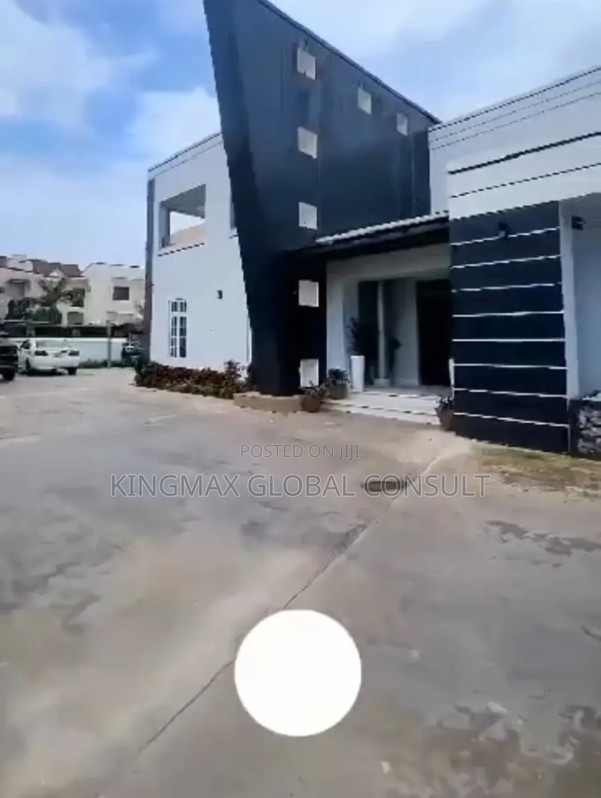 5bdrm Duplex in Guzape District for sale in Guzape District
