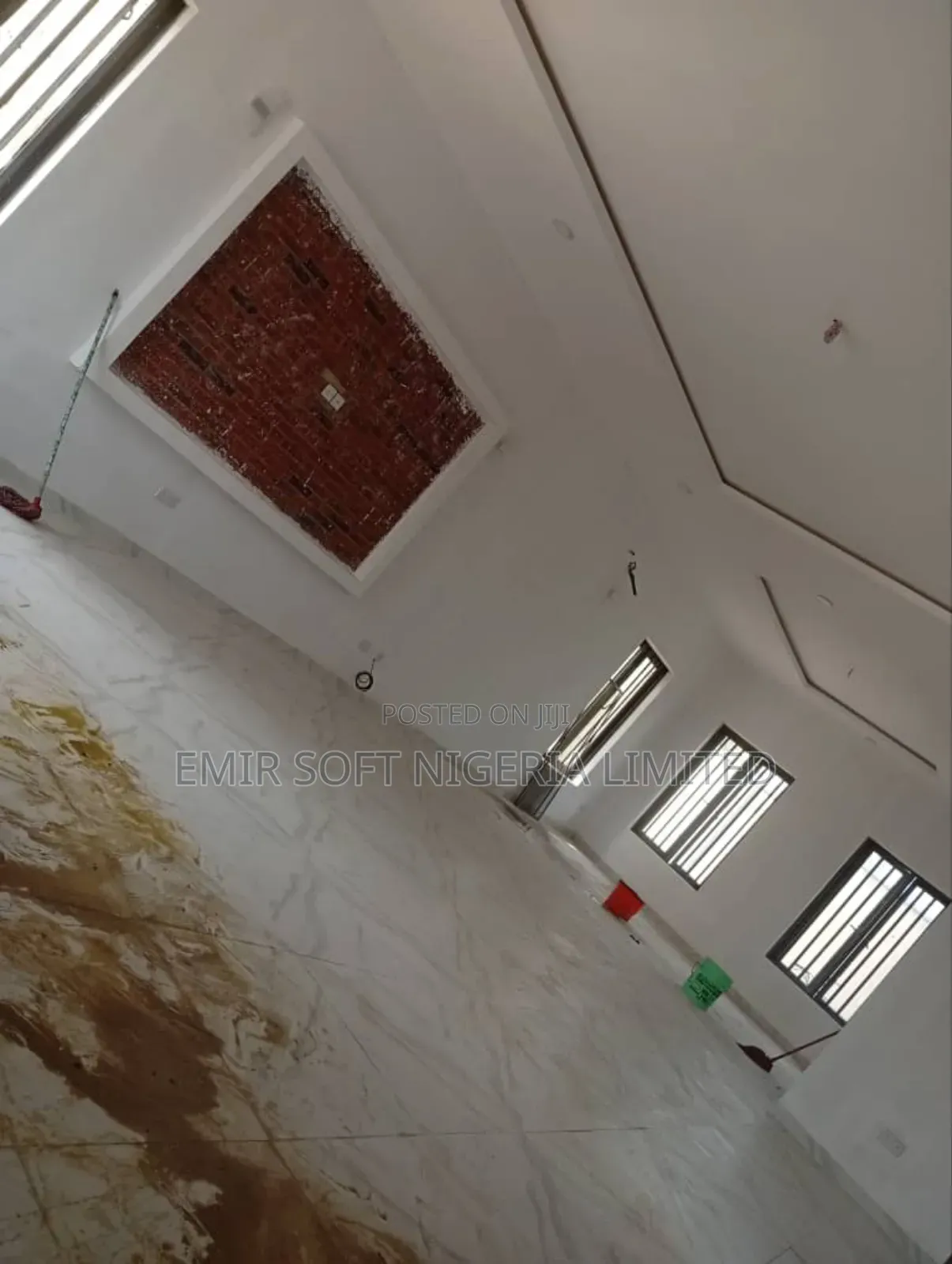 Furnished 3bdrm Duplex in Apata for sale in Apata