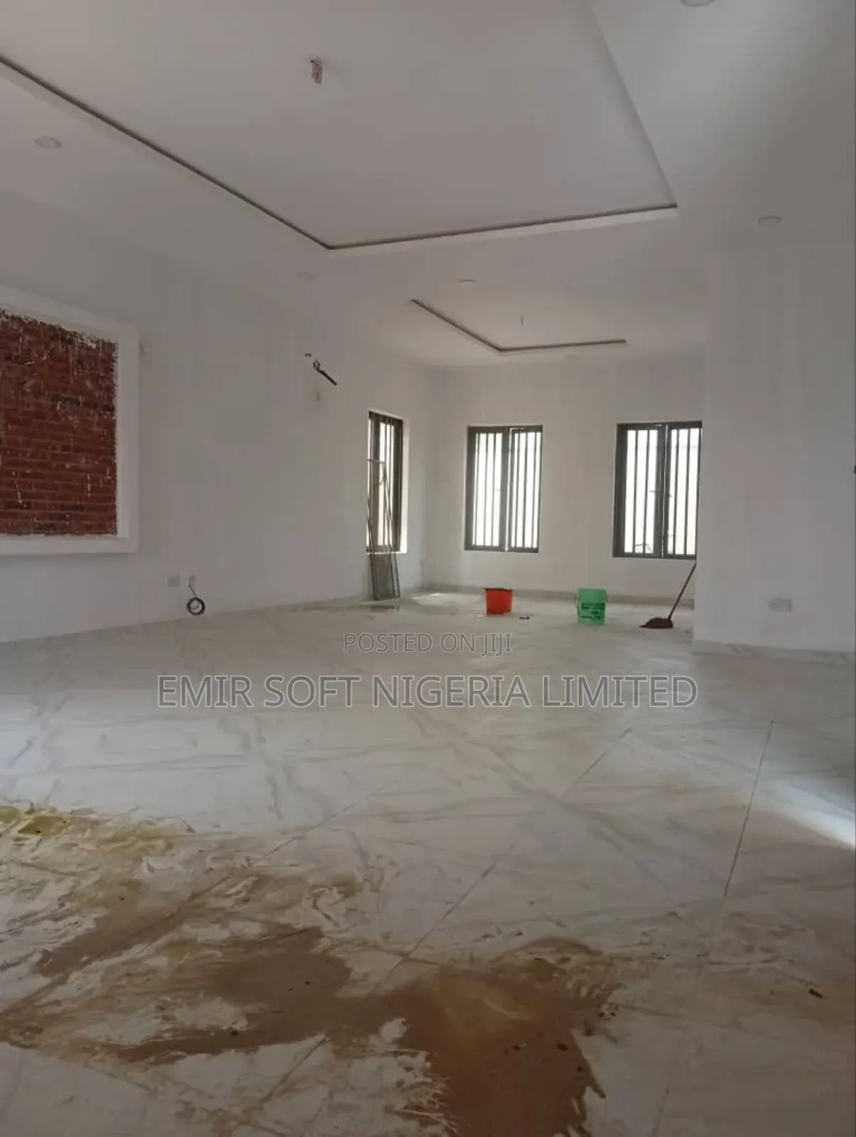 Furnished 3bdrm Duplex in Apata for sale in Apata