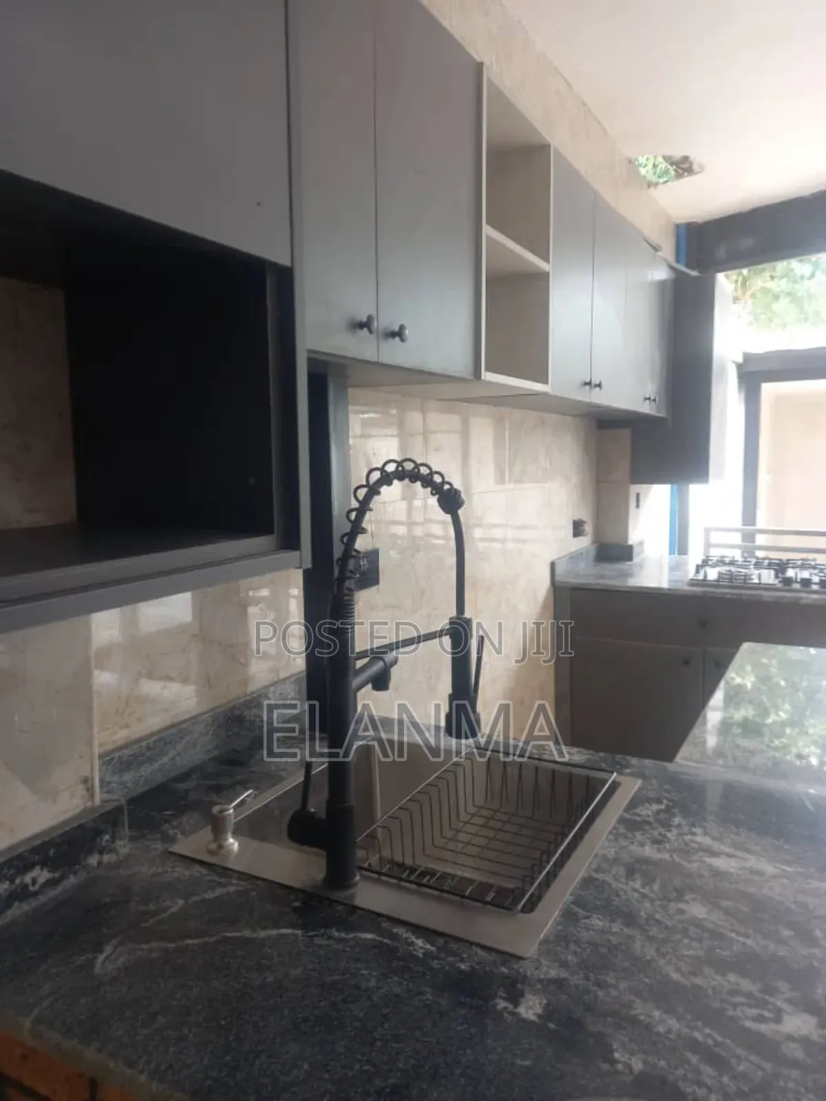 Furnished 4bdrm Townhouse/Terrace in By Kaura Hotel for sale in Kaura