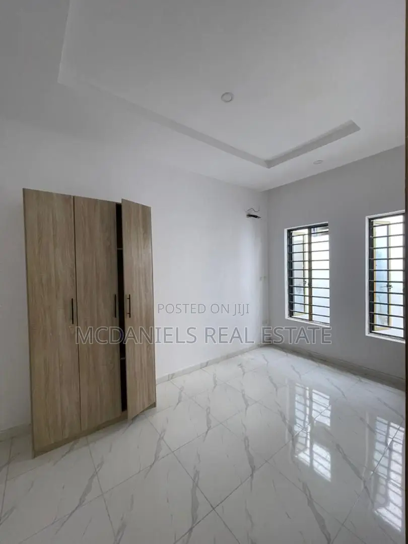 Furnished 4bdrm Duplex in Lekki Expressway for sale in Lekki Expressway