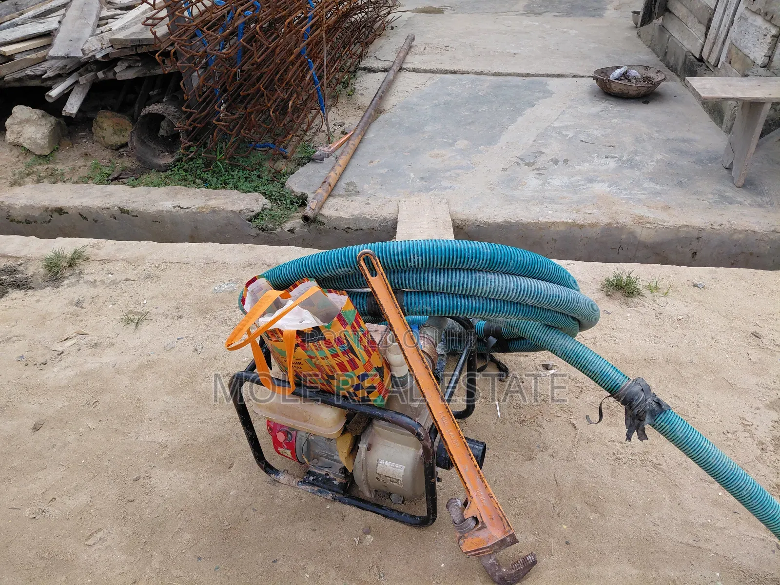 2 Acers Tank Farm Ijegun Satelite Jetty 4 Sale in Satelite Town