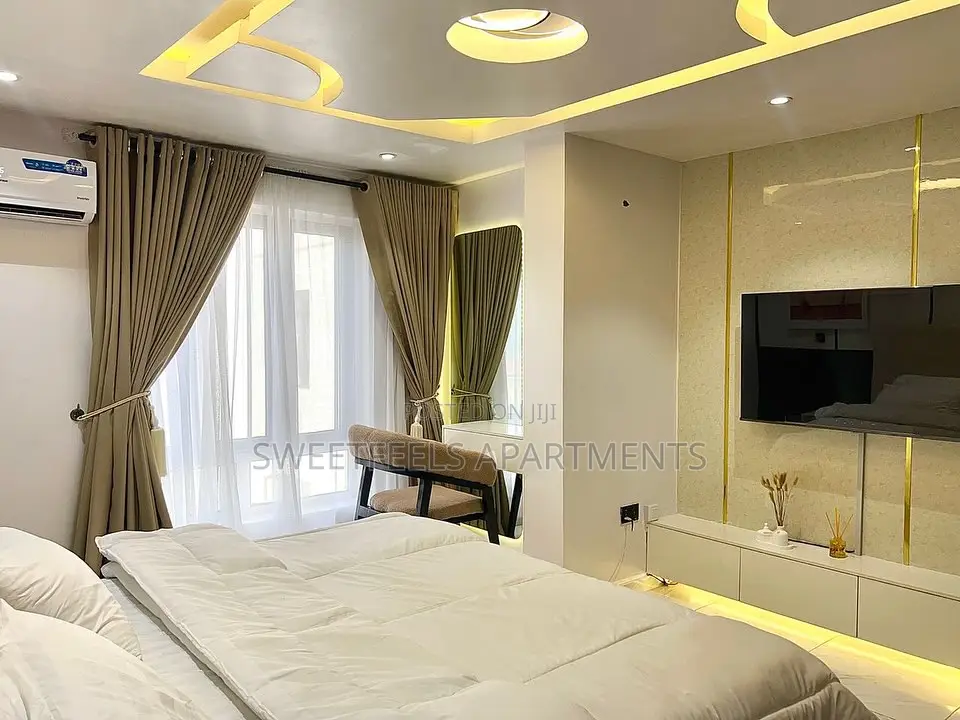 Newly Launched 2 Bedroom Alexa Smart Maisonette With Ps5 in Ikate