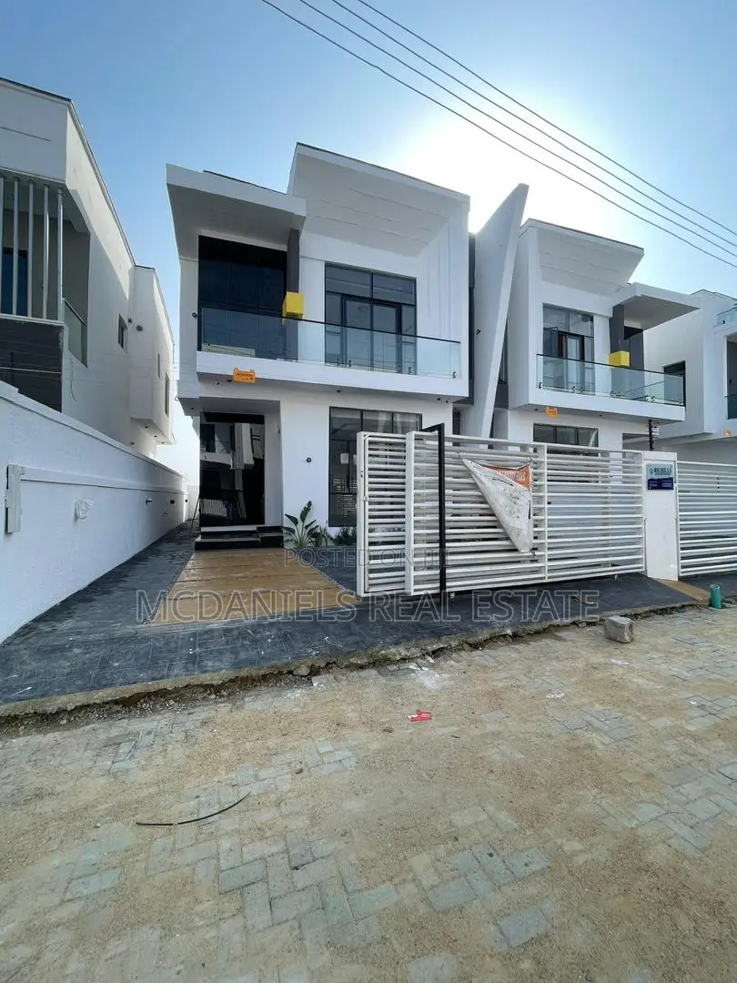 Furnished 4bdrm Duplex in VGC / Ajah for sale in VGC / Ajah