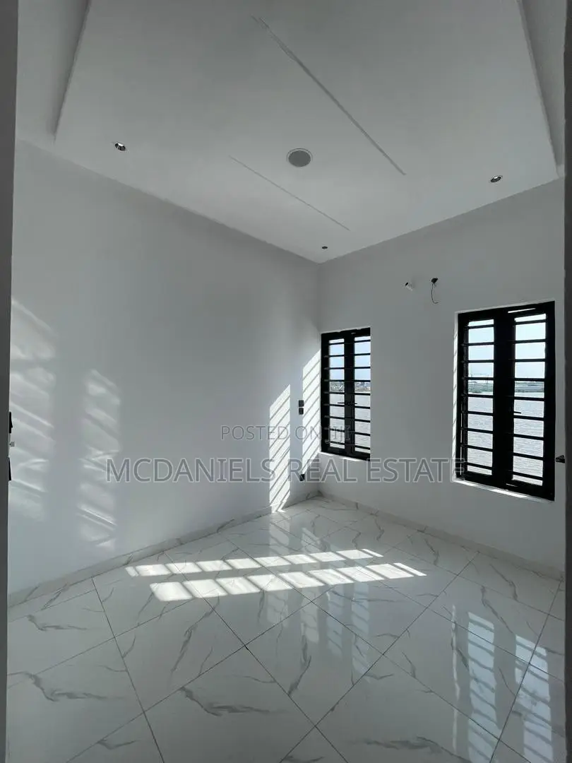 Furnished 4bdrm Duplex in VGC / Ajah for sale in VGC / Ajah