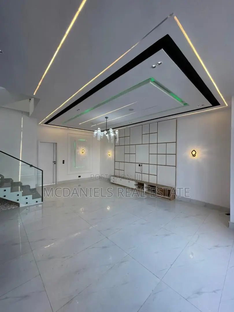 Furnished 4bdrm Duplex in VGC / Ajah for sale in VGC / Ajah