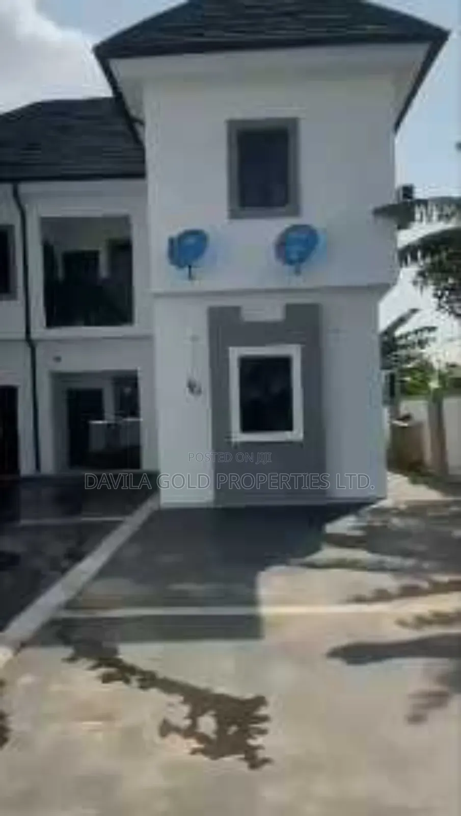 20bdrm Block of Flats in Benin City for sale in Benin City