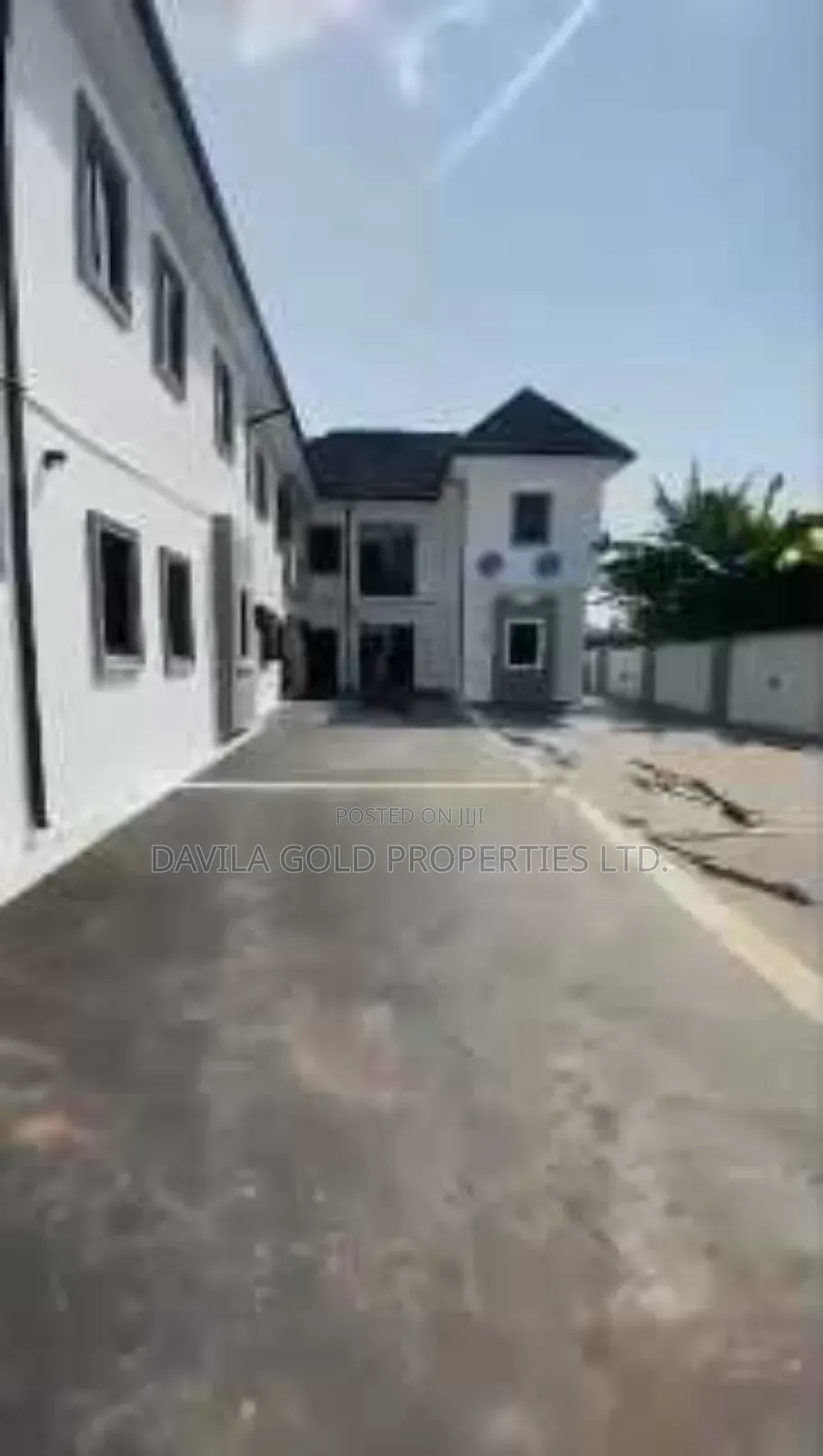 20bdrm Block of Flats in Benin City for sale in Benin City