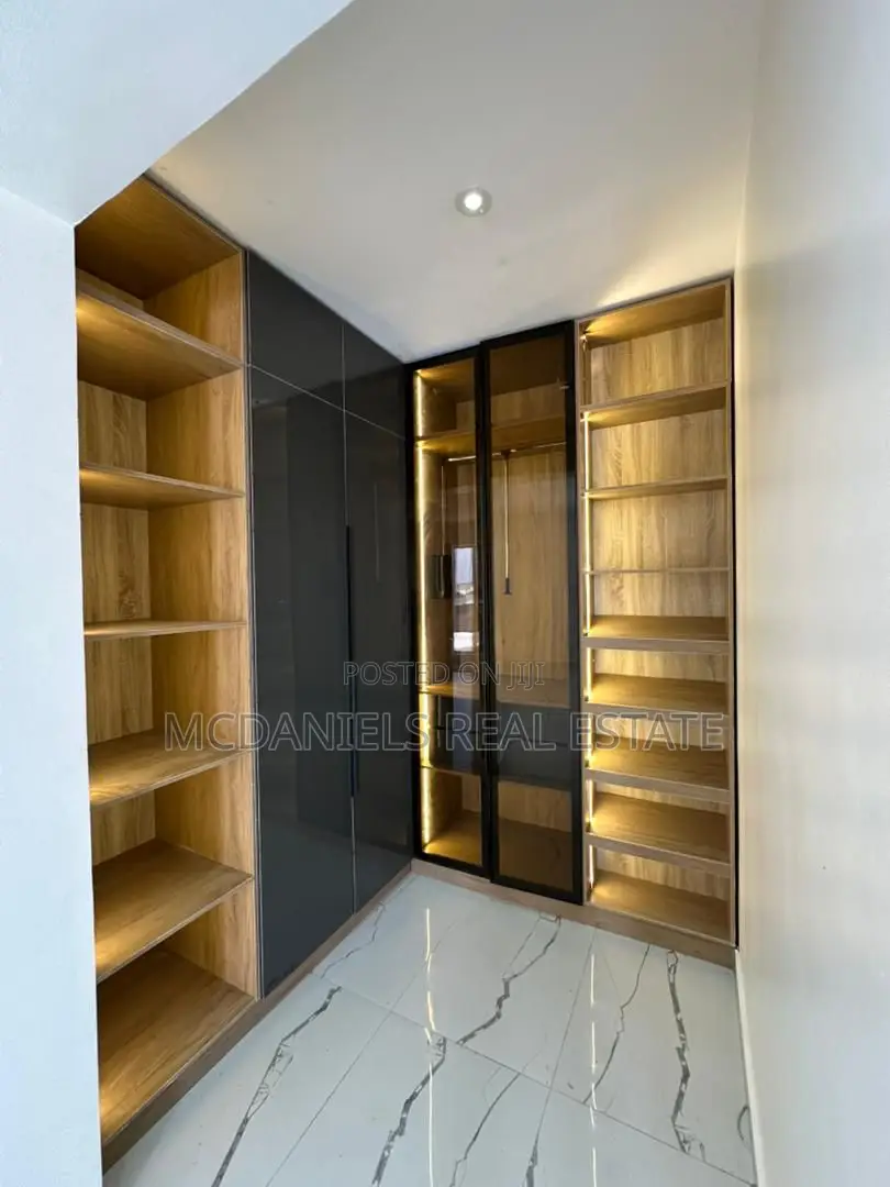 Furnished 5bdrm Duplex in Ado / Ajah for sale in Ado / Ajah