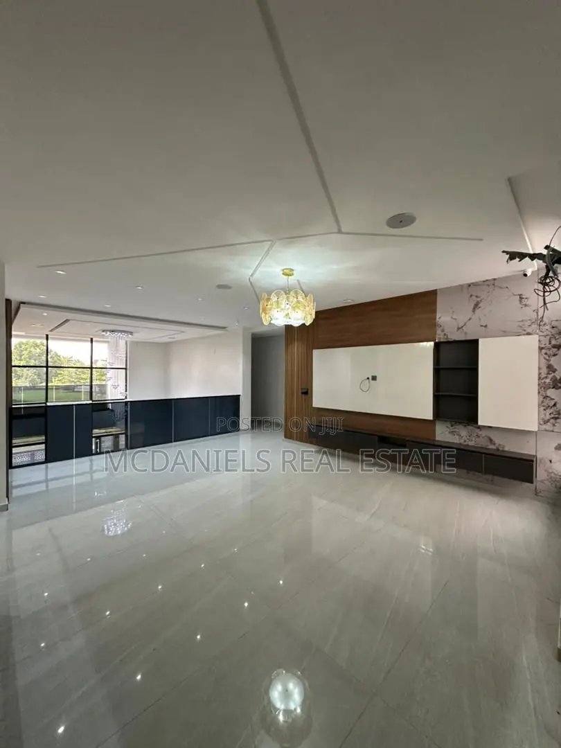 Furnished 5bdrm Duplex in Ado / Ajah for sale in Ado / Ajah