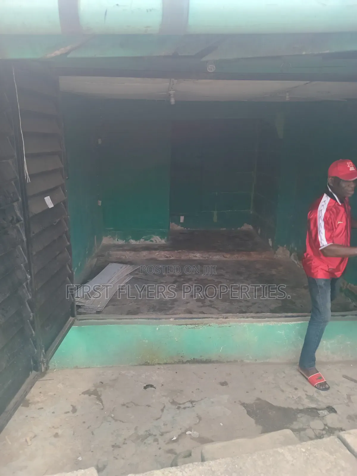 Big Shop at Dopemu Road Lagos State in Akowonjo