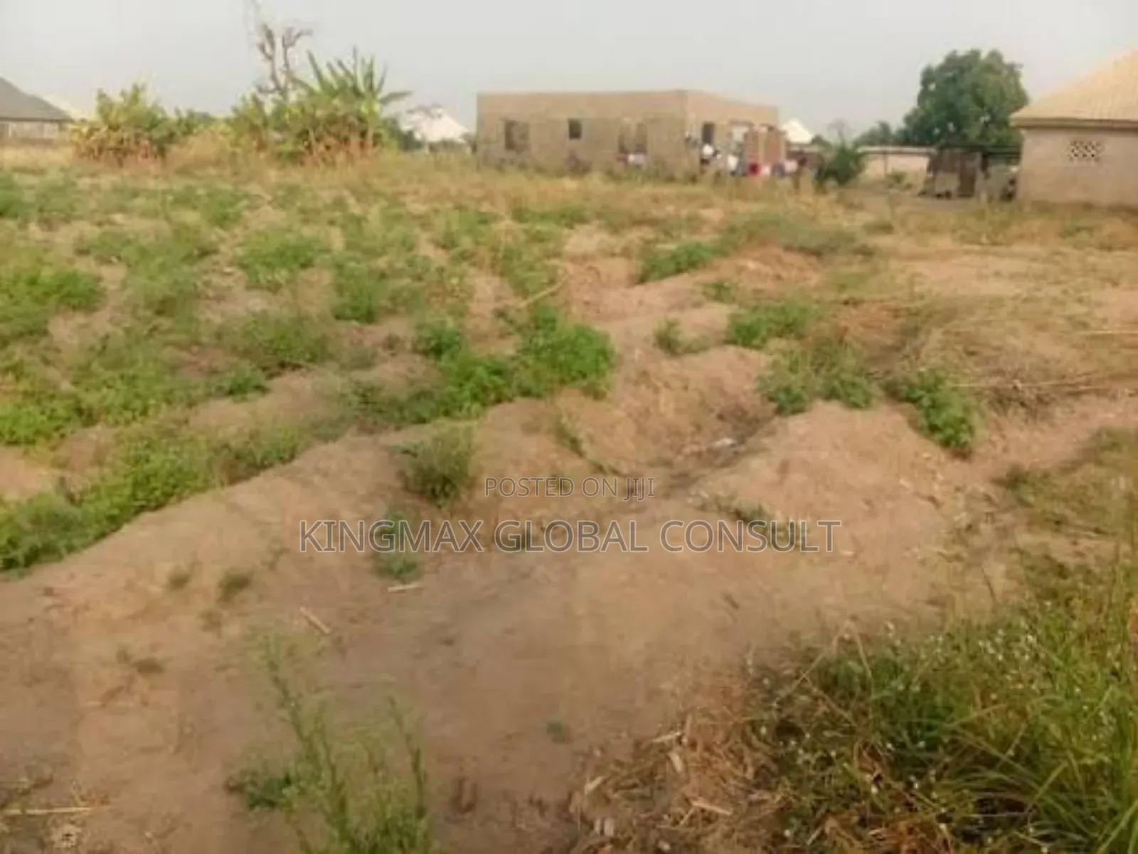 Land for Sale! 
Plot Size: 1900sqm
 
Purpose: Residential in Maitama
